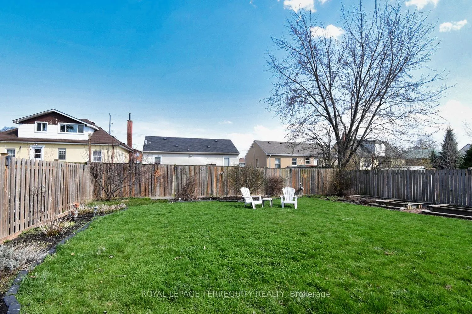 Photo 32 of 63 West 1st Street E, Hamilton, Bonnington — HOMEH