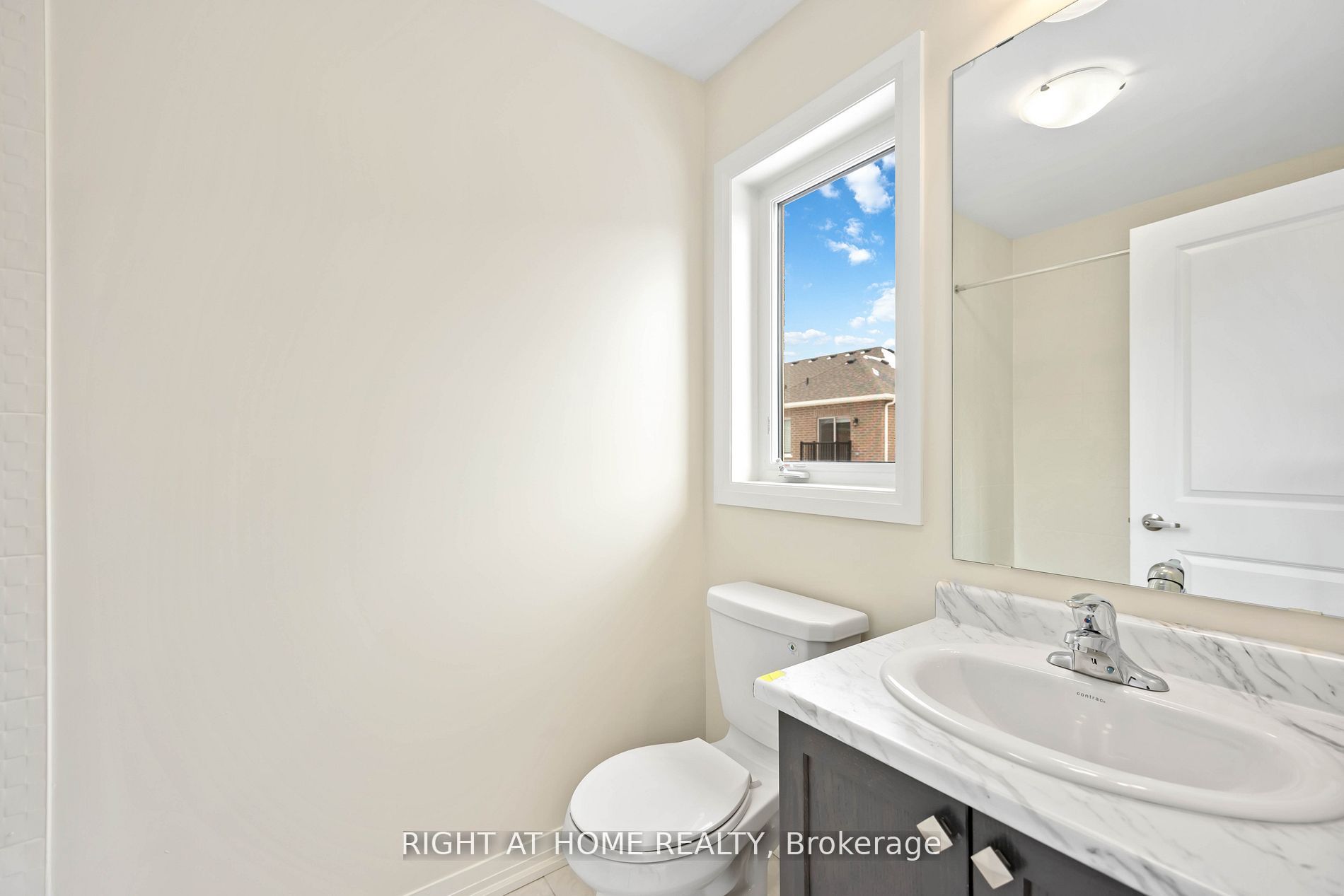 Photo 29 of 31 Sissons Way, Markham, Box Grove — HOMEH