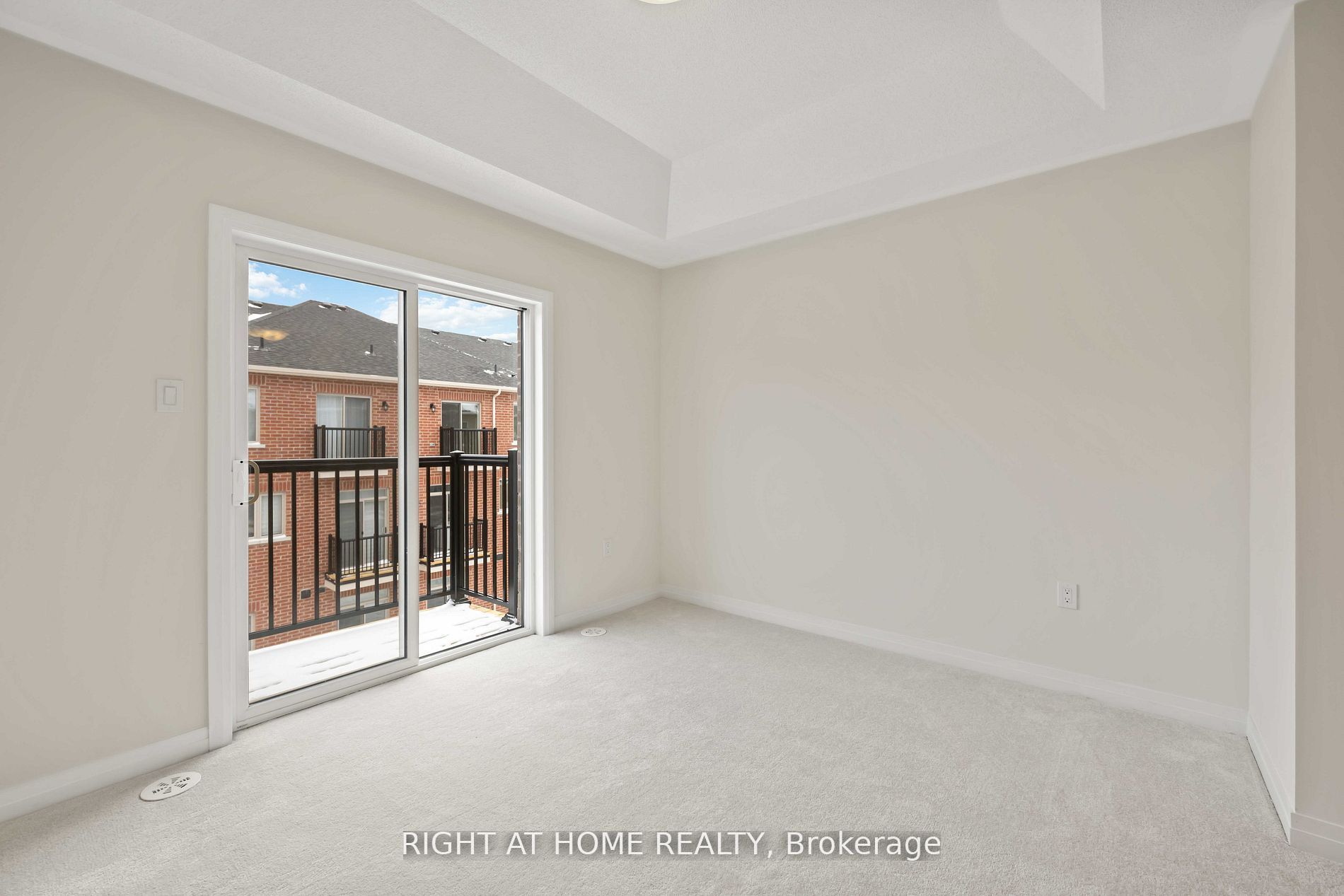 Photo 23 of 31 Sissons Way, Markham, Box Grove — HOMEH