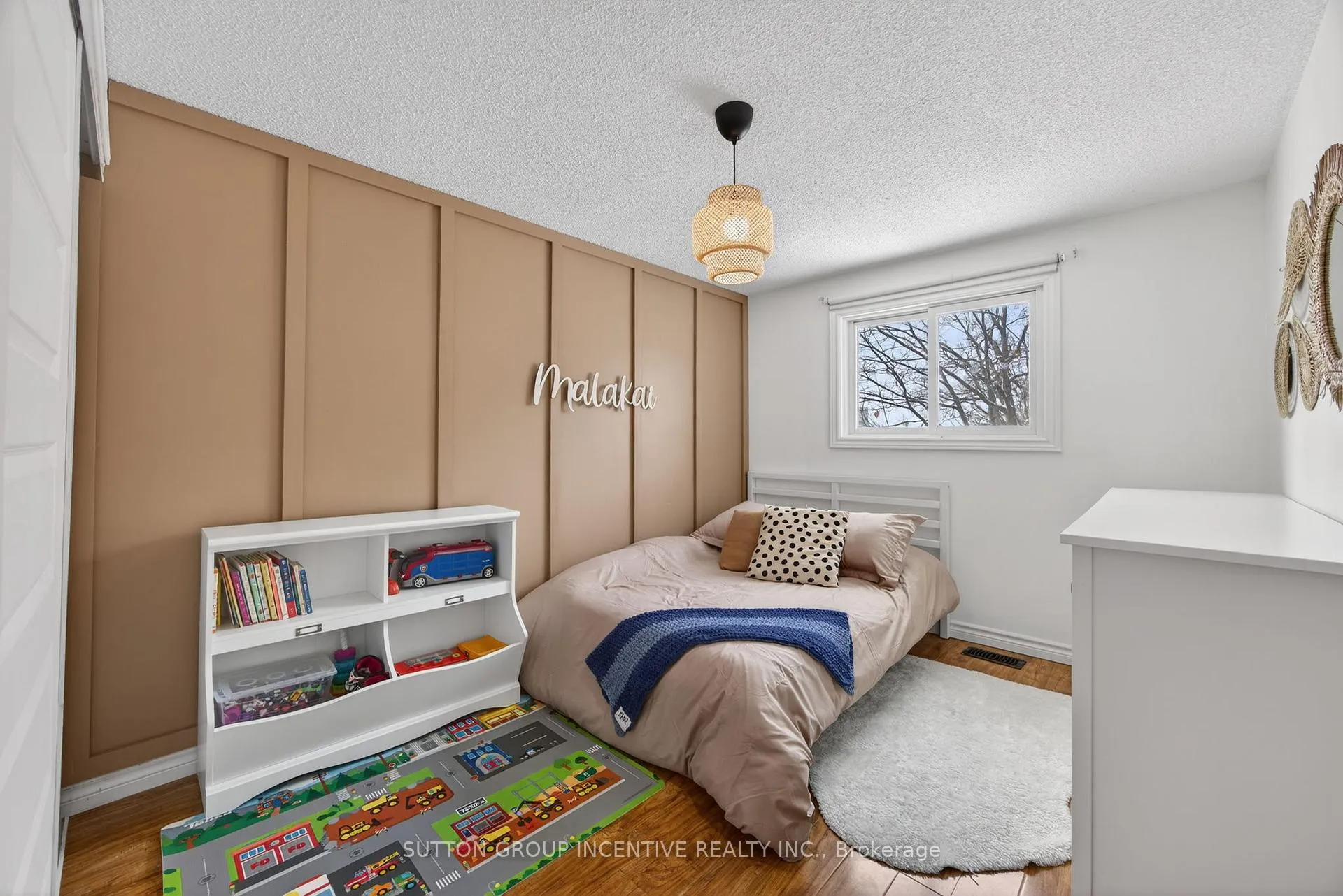 Photo 19 of 56 Shakespeare Crescent, Barrie, Letitia Heights — HOMEH