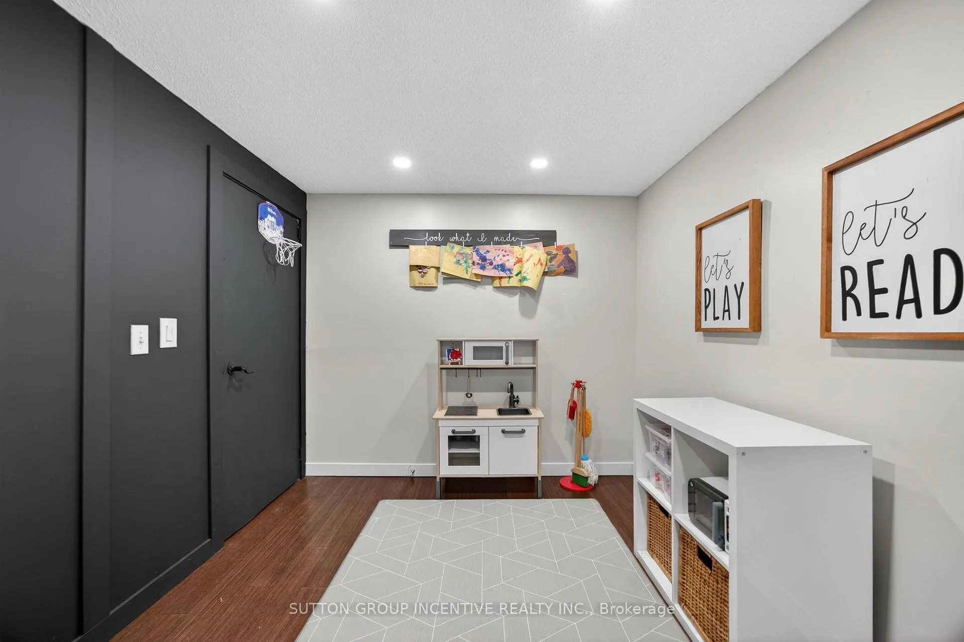 Photo 26 of 56 Shakespeare Crescent, Barrie, Letitia Heights — HOMEH