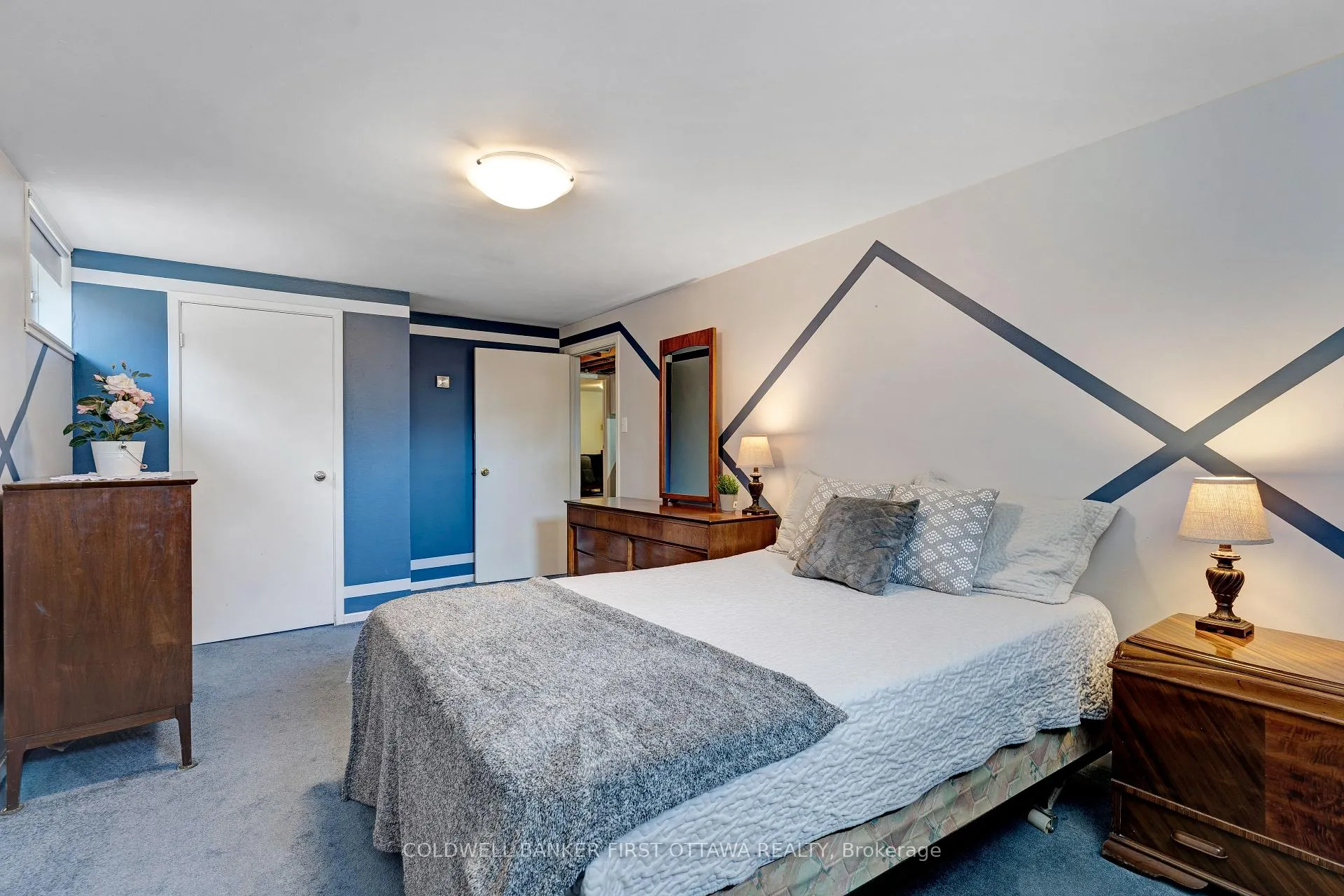 Photo 31 of 50 Robinson Street, Perth — HOMEH