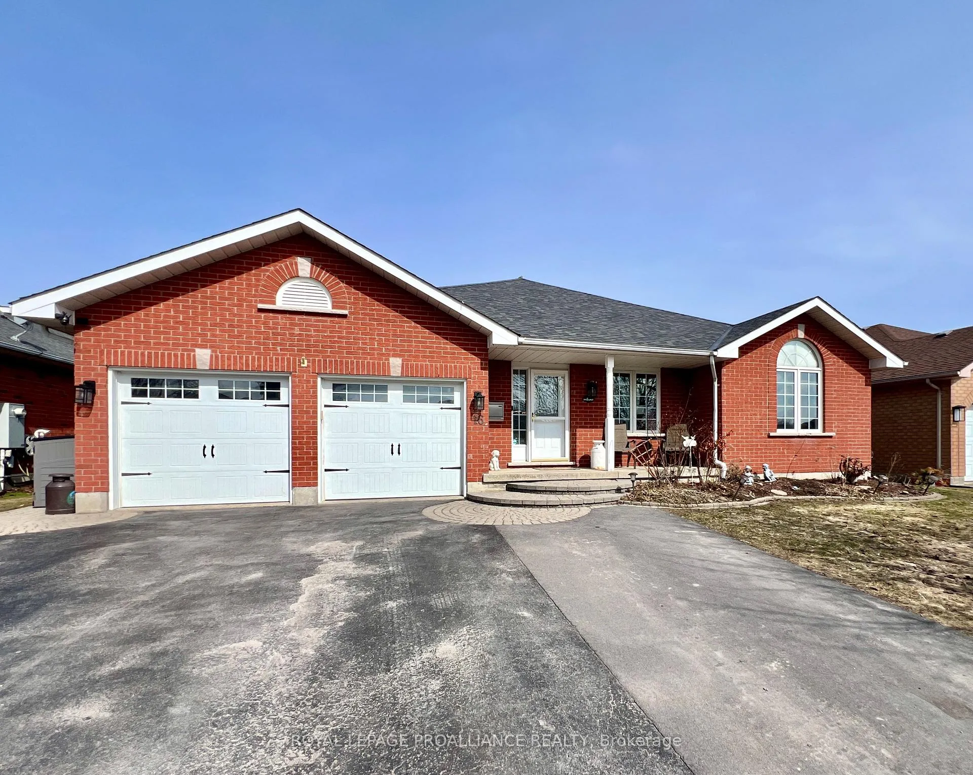 Photo 1 of 16 Hickory Grove, Belleville, Belleville Ward — HOMEH