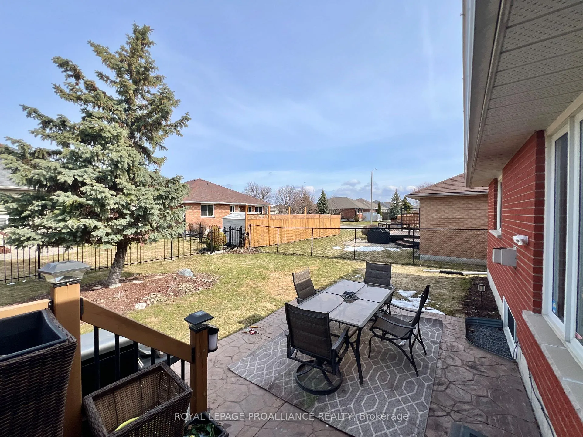 Photo 26 of 16 Hickory Grove, Belleville, Belleville Ward — HOMEH
