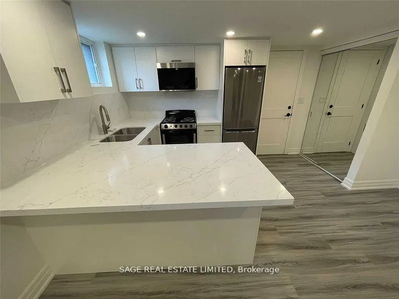 Photo 5 of Unit 1, 1084 Avenue Road, Toronto, Lawrence Park South — HOMEH