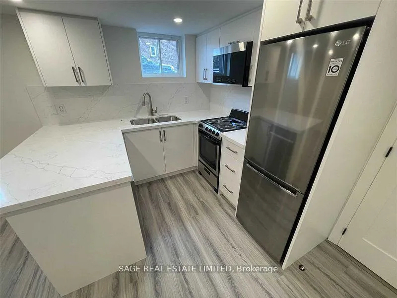 Photo 6 of Unit 1, 1084 Avenue Road, Toronto, Lawrence Park South — HOMEH