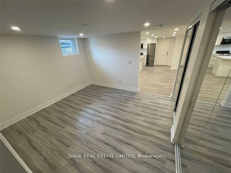 Photo 10 of Unit 1, 1084 Avenue Road, Toronto, Lawrence Park South — HOMEH