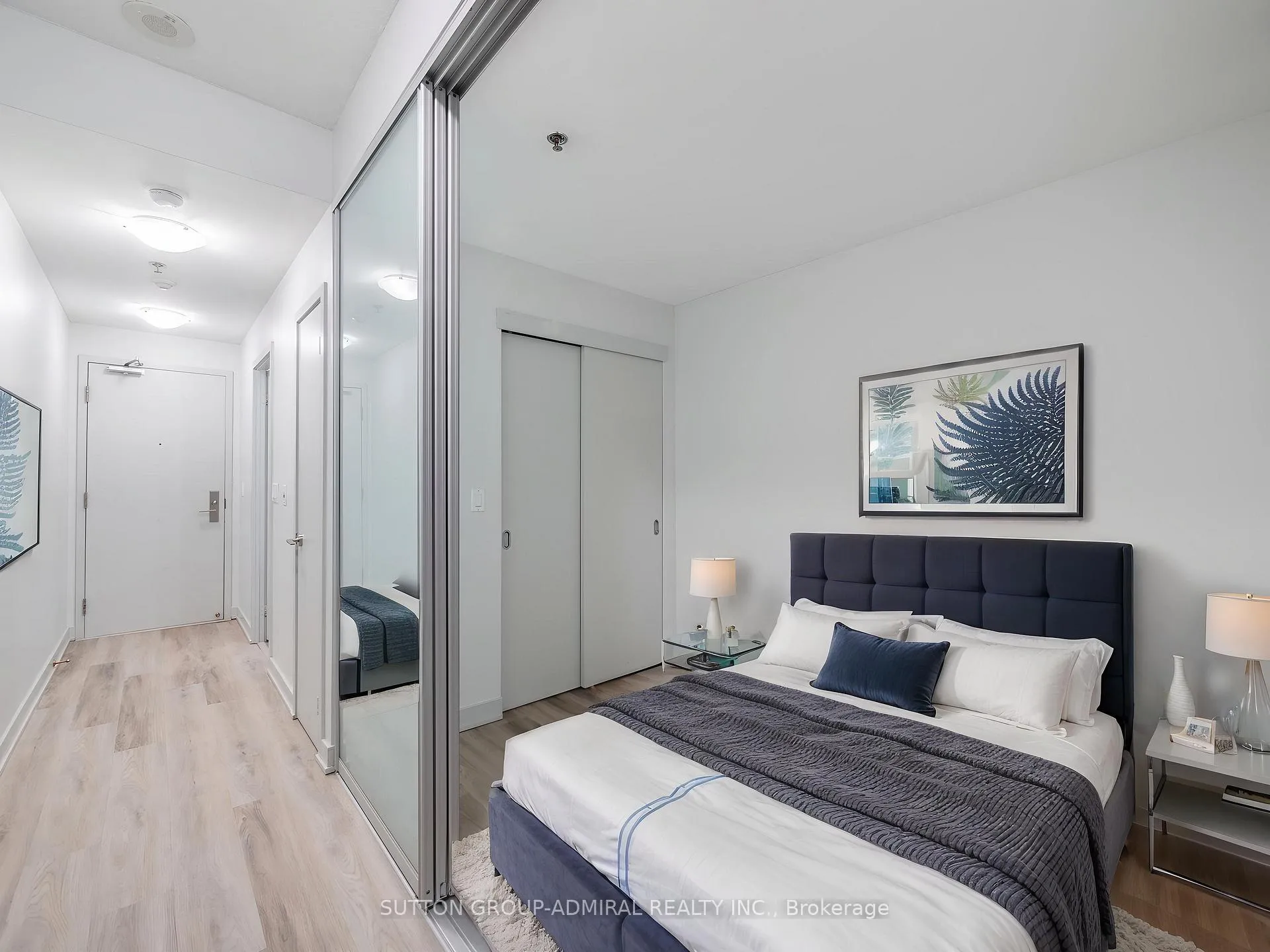Photo 6 of Unit 718, 21 Nelson Street, Toronto, Waterfront Communities — HOMEH