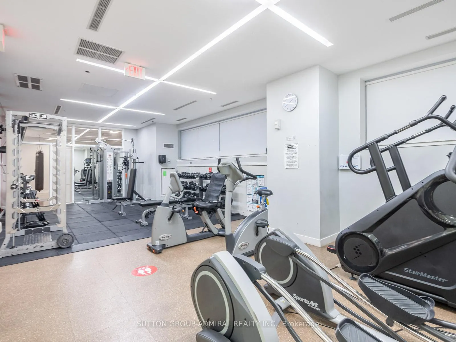 Photo 8 of Unit 718, 21 Nelson Street, Toronto, Waterfront Communities — HOMEH