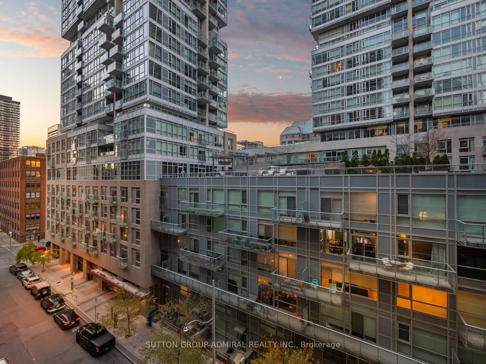 Photo 10 of Unit 718, 21 Nelson Street, Toronto, Waterfront Communities — HOMEH