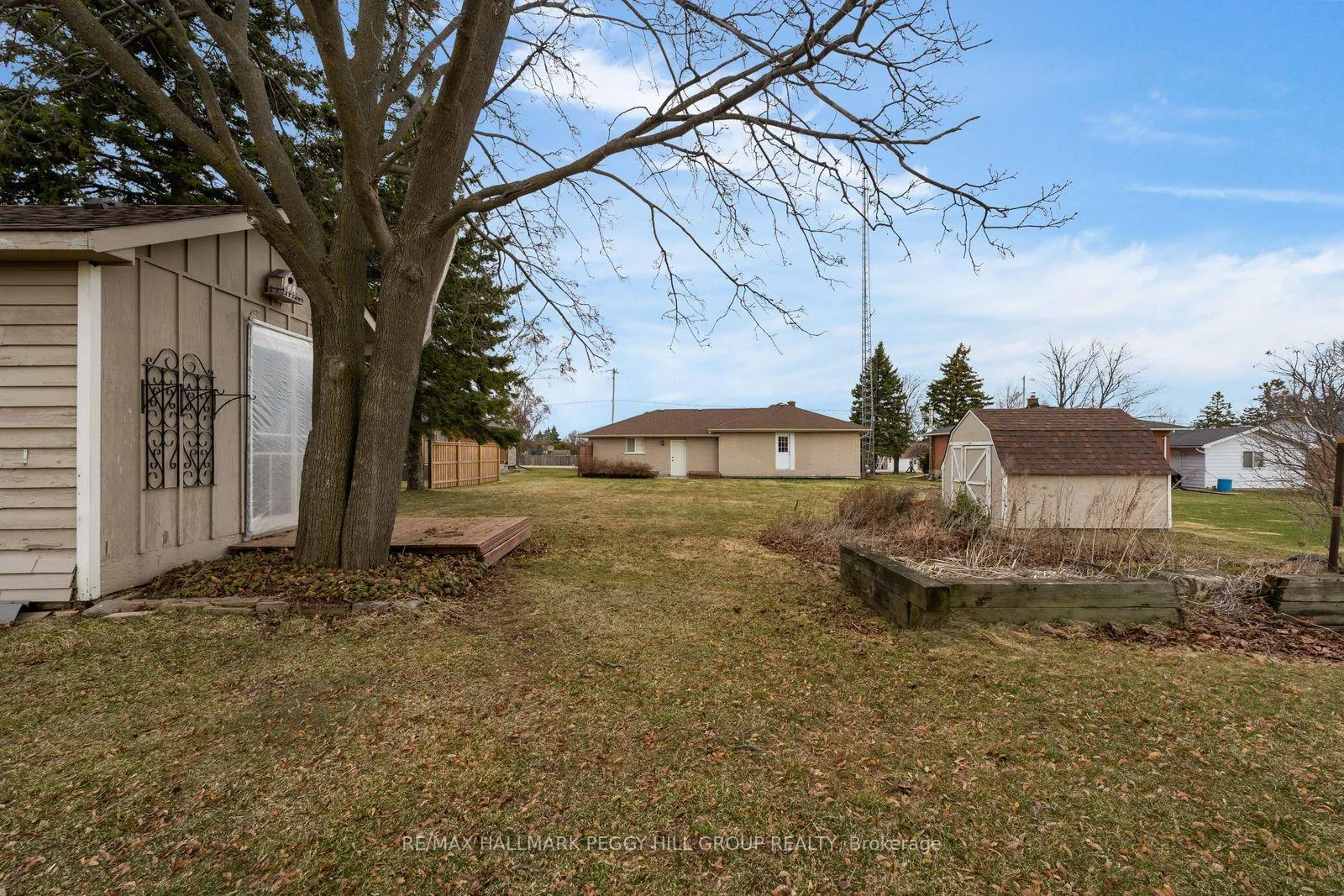 Photo 13 of 2069 Gilford Road, Innisfil, Rural Innisfil — HOMEH