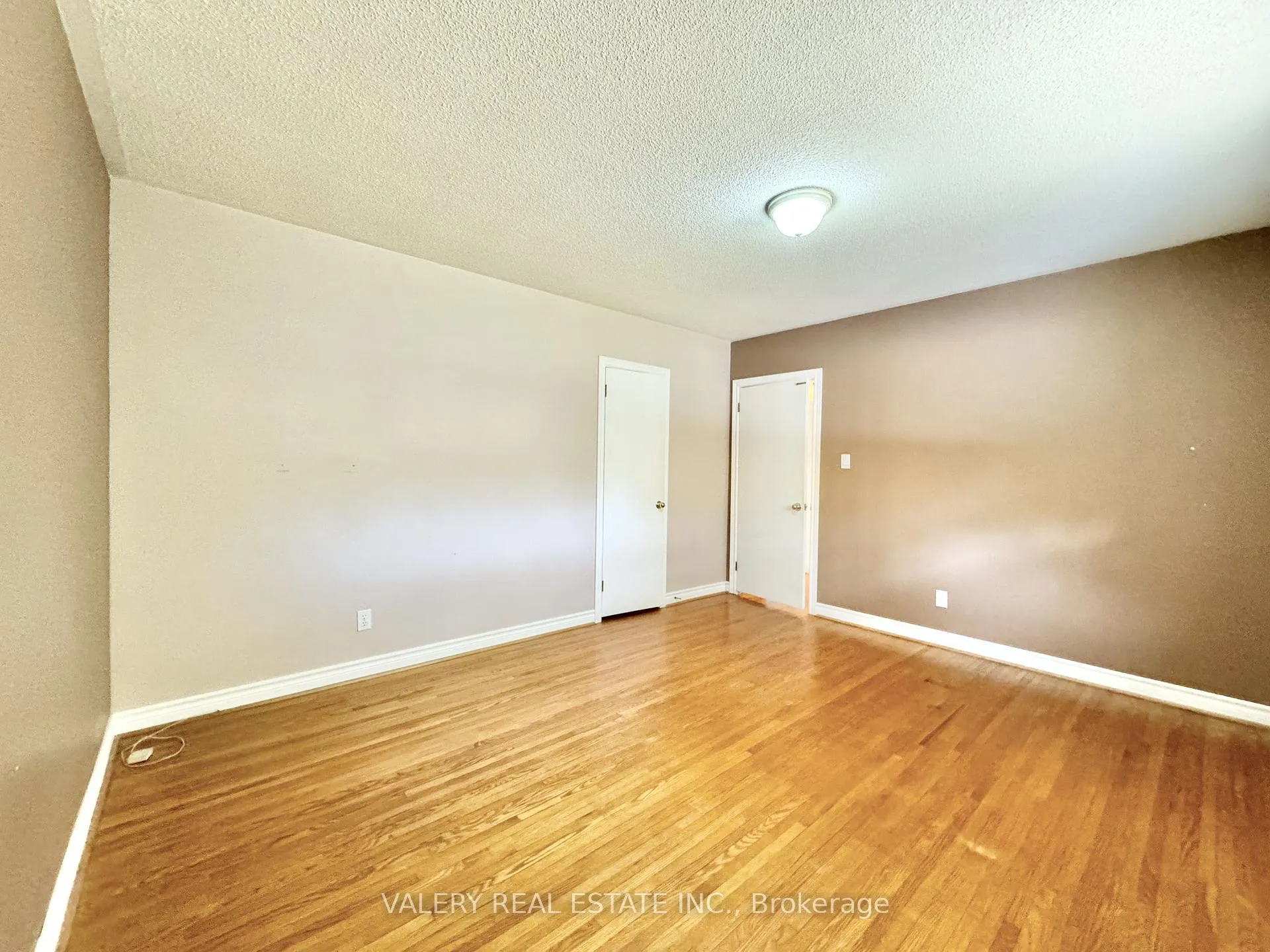 Photo 16 of Unit Main, 2949 Olde Base Line Road, Caledon, Inglewood — HOMEH