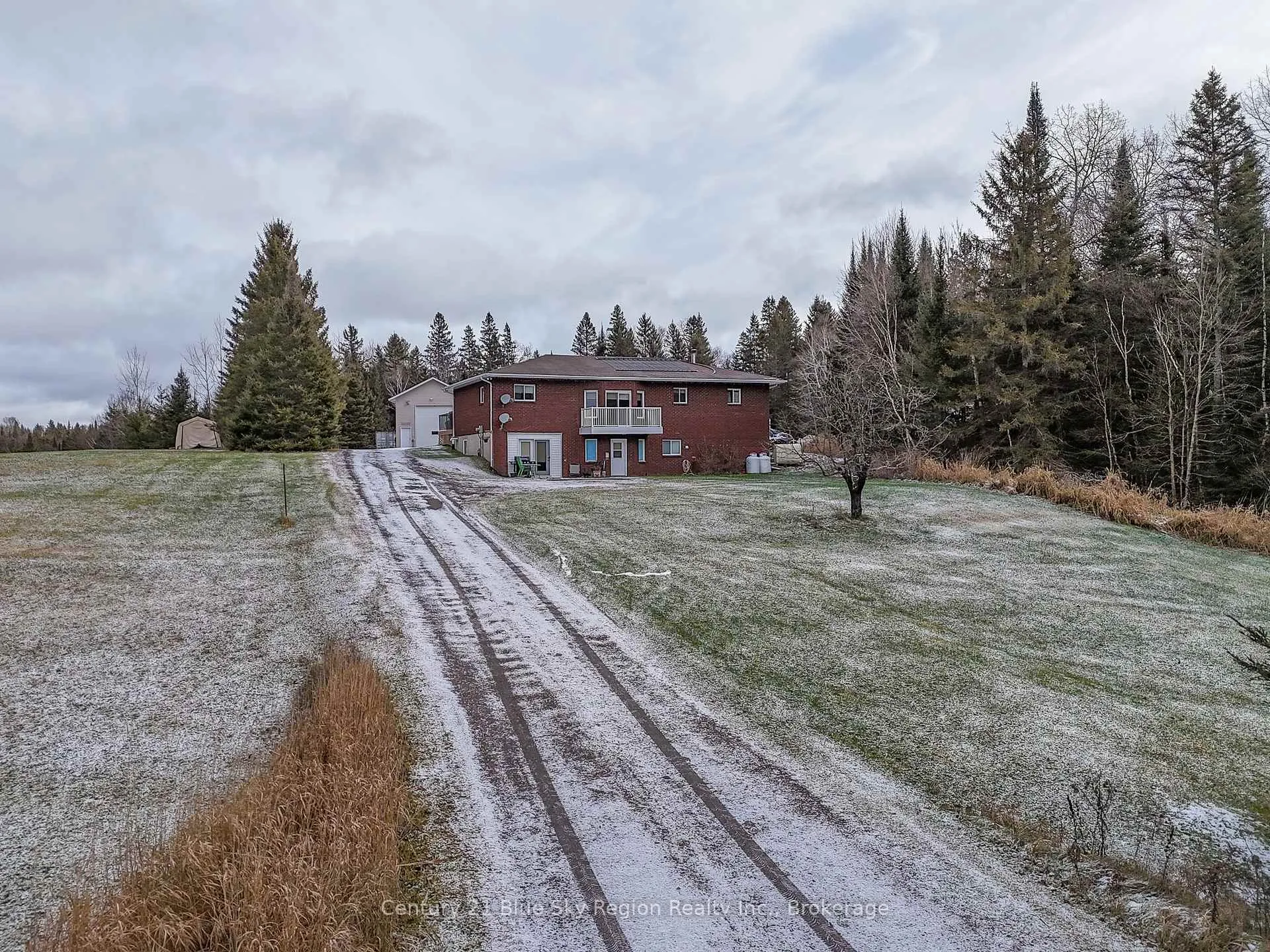 Photo 1 of 592 Genesee Lake Road, Powassan — HOMEH