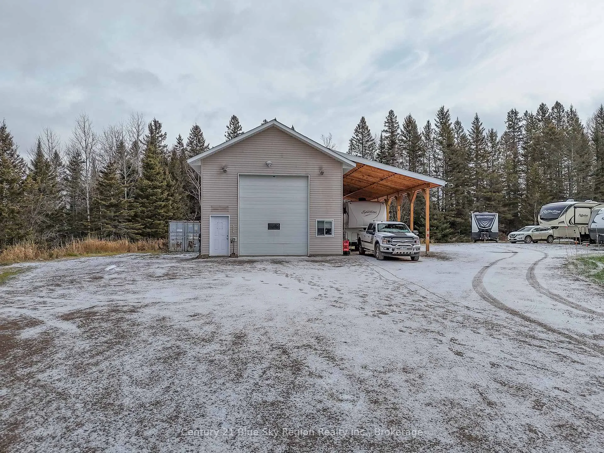Photo 7 of 592 Genesee Lake Road, Powassan — HOMEH