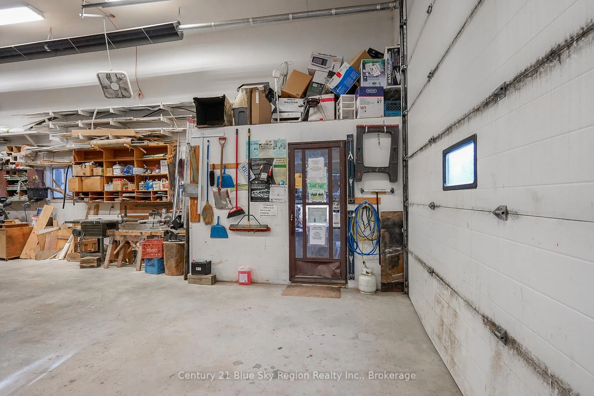 Photo 10 of 592 Genesee Lake Road, Powassan — HOMEH