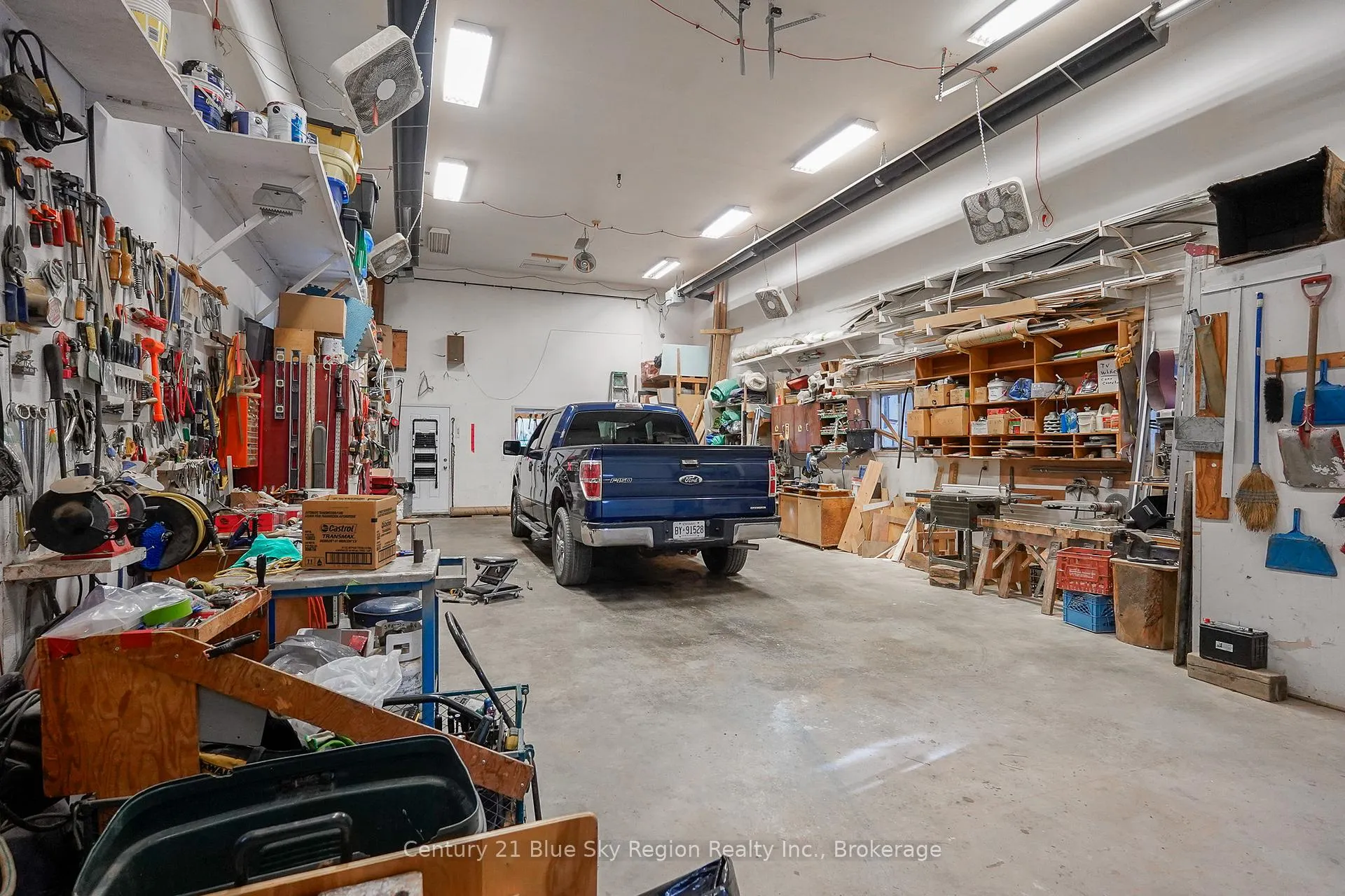 Photo 14 of 592 Genesee Lake Road, Powassan — HOMEH