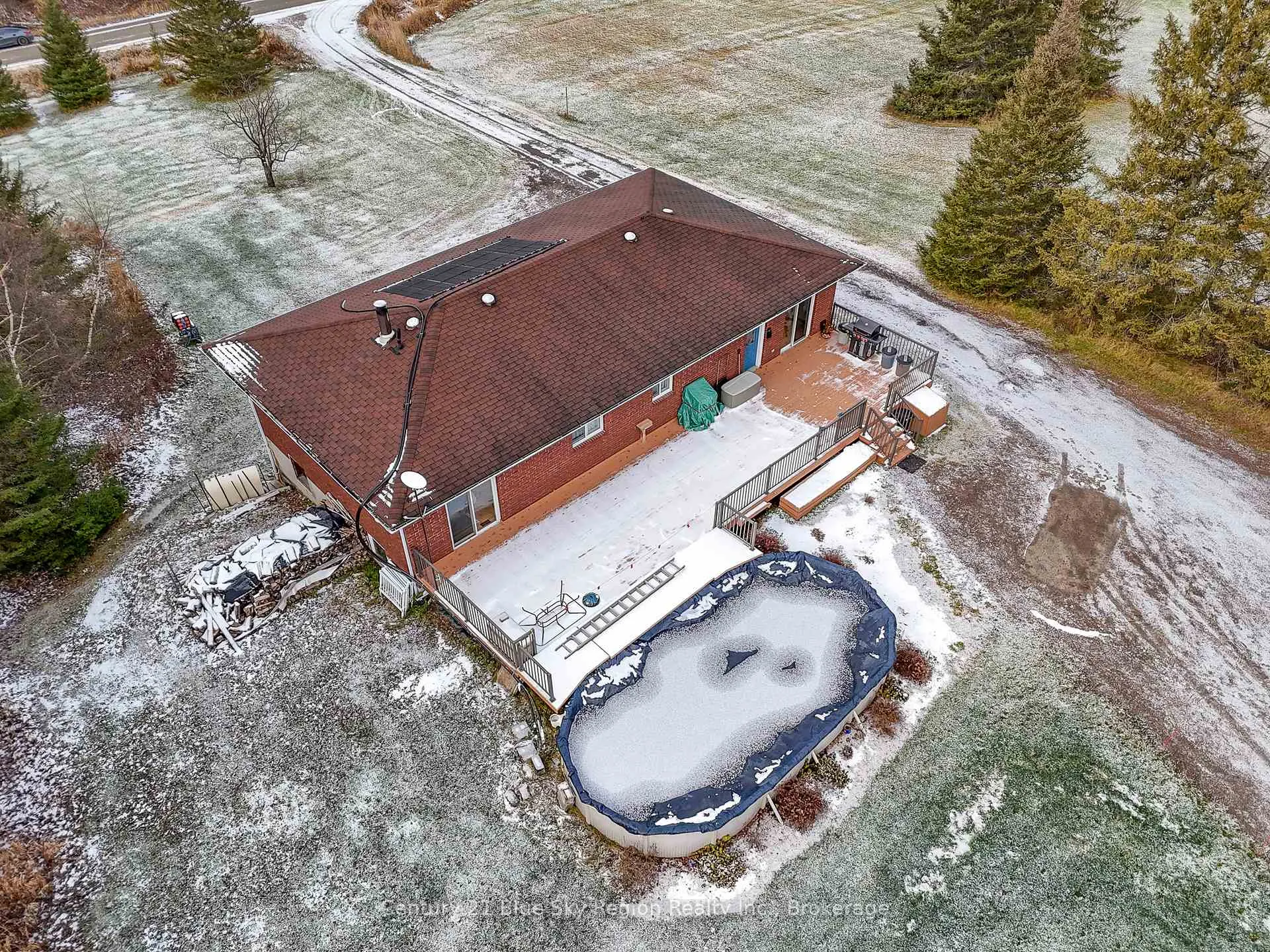 Photo 15 of 592 Genesee Lake Road, Powassan — HOMEH