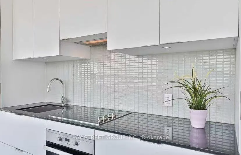 Photo 1 of Unit 302, 5 St Joseph Street, Toronto, Bay Street Corridor — HOMEH