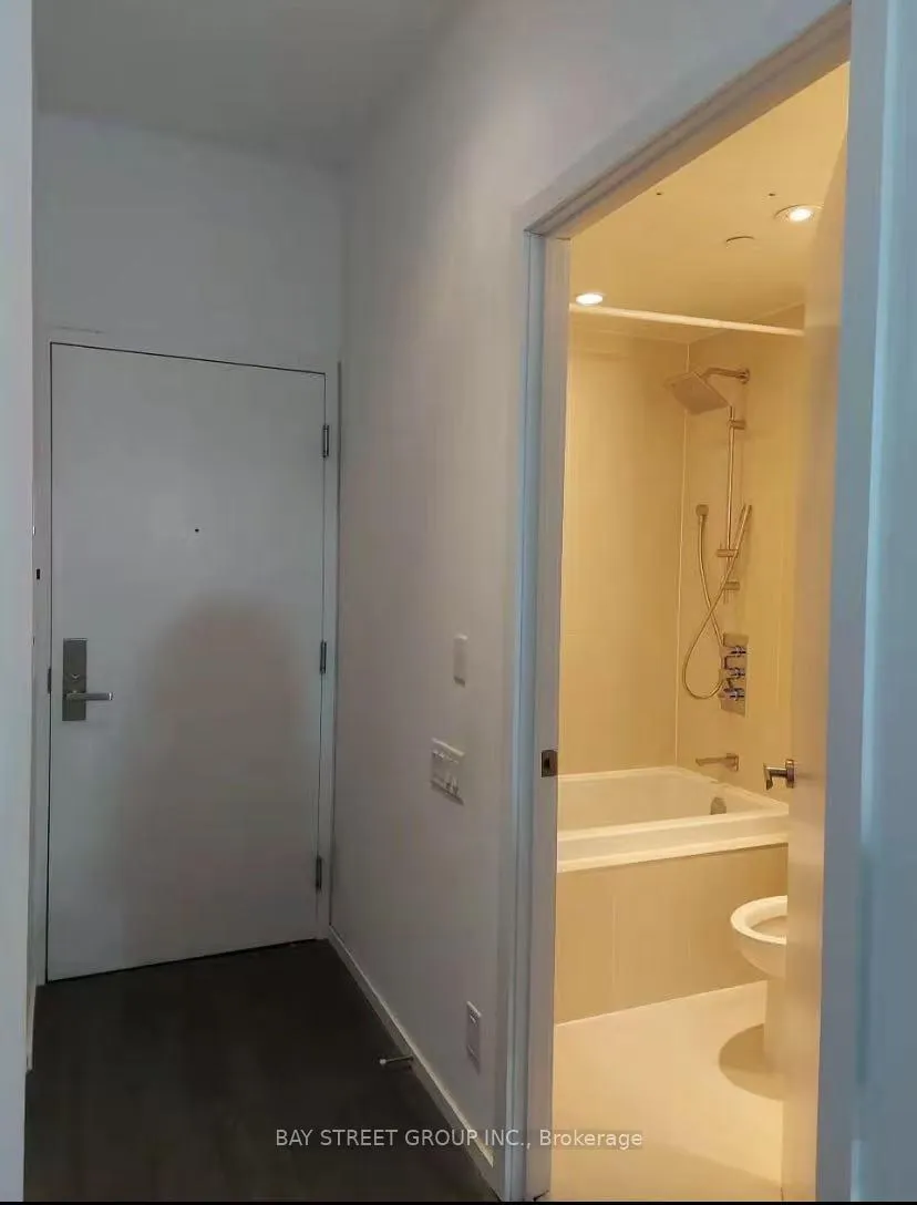 Photo 9 of Unit 302, 5 St Joseph Street, Toronto, Bay Street Corridor — HOMEH