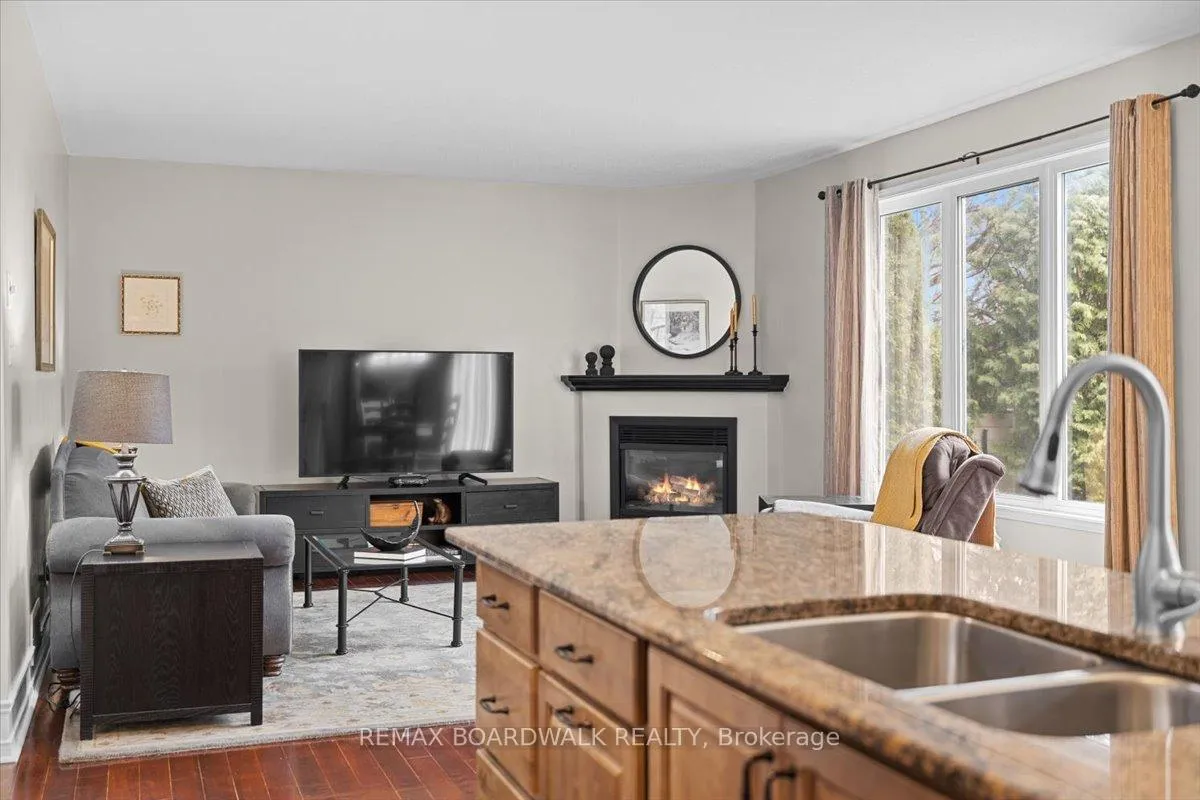 Photo 20 of 131 Chancery Crescent, Ottawa, Avalon East — HOMEH
