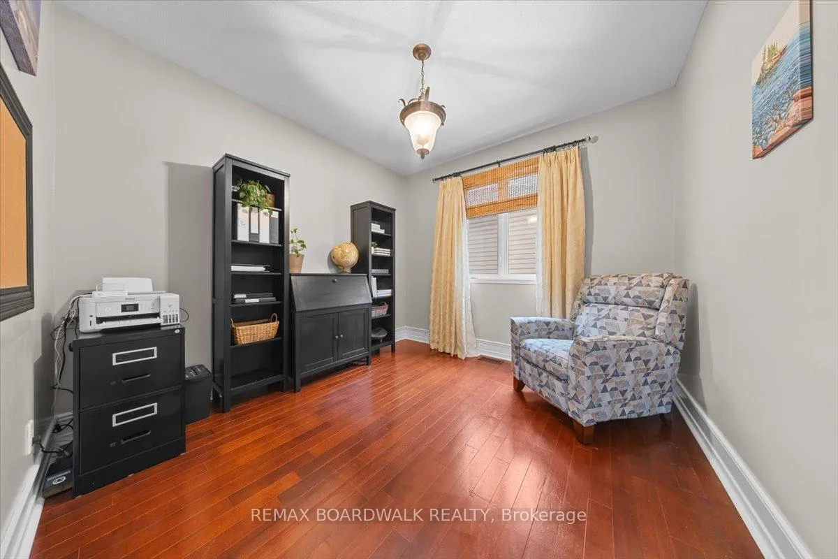 Photo 25 of 131 Chancery Crescent, Ottawa, Avalon East — HOMEH