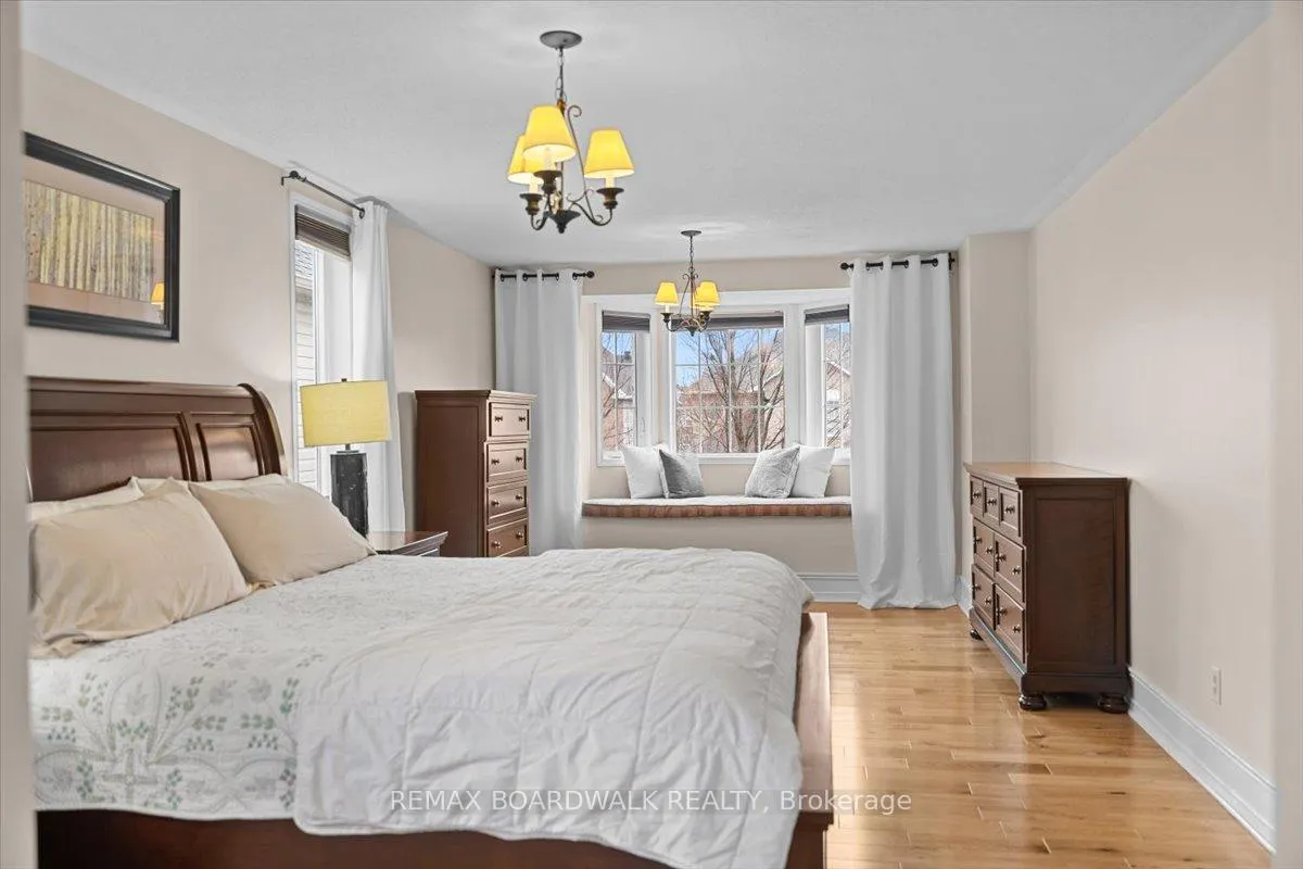 Photo 32 of 131 Chancery Crescent, Ottawa, Avalon East — HOMEH