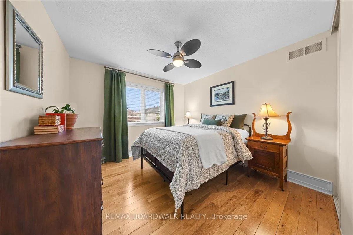 Photo 37 of 131 Chancery Crescent, Ottawa, Avalon East — HOMEH