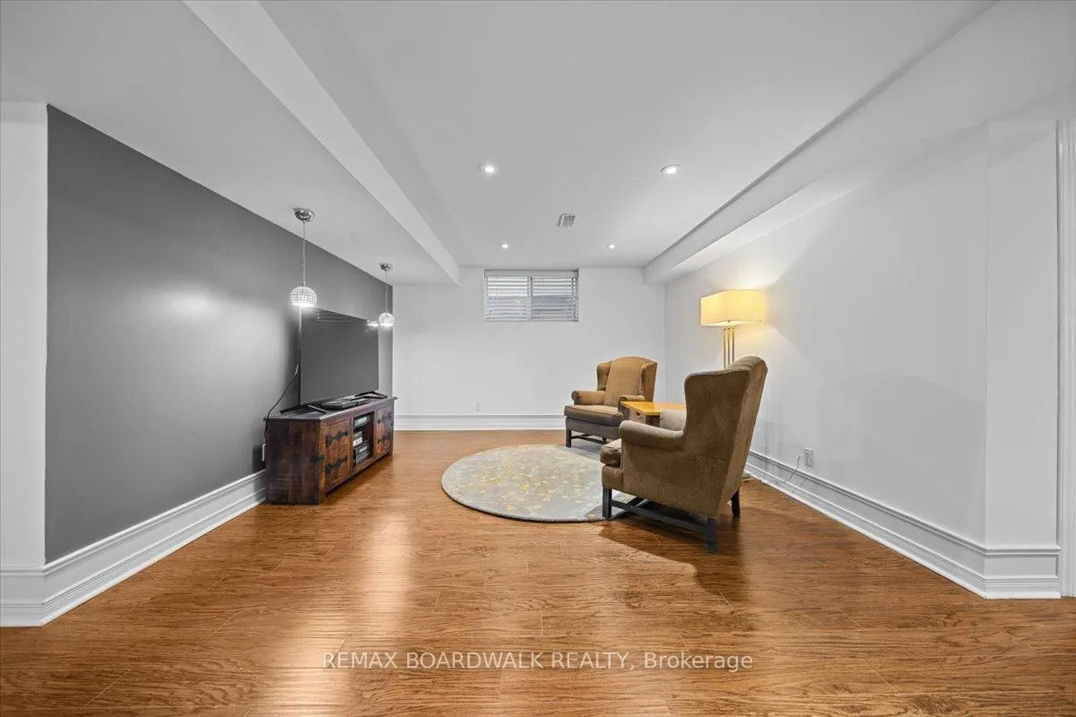 Photo 43 of 131 Chancery Crescent, Ottawa, Avalon East — HOMEH