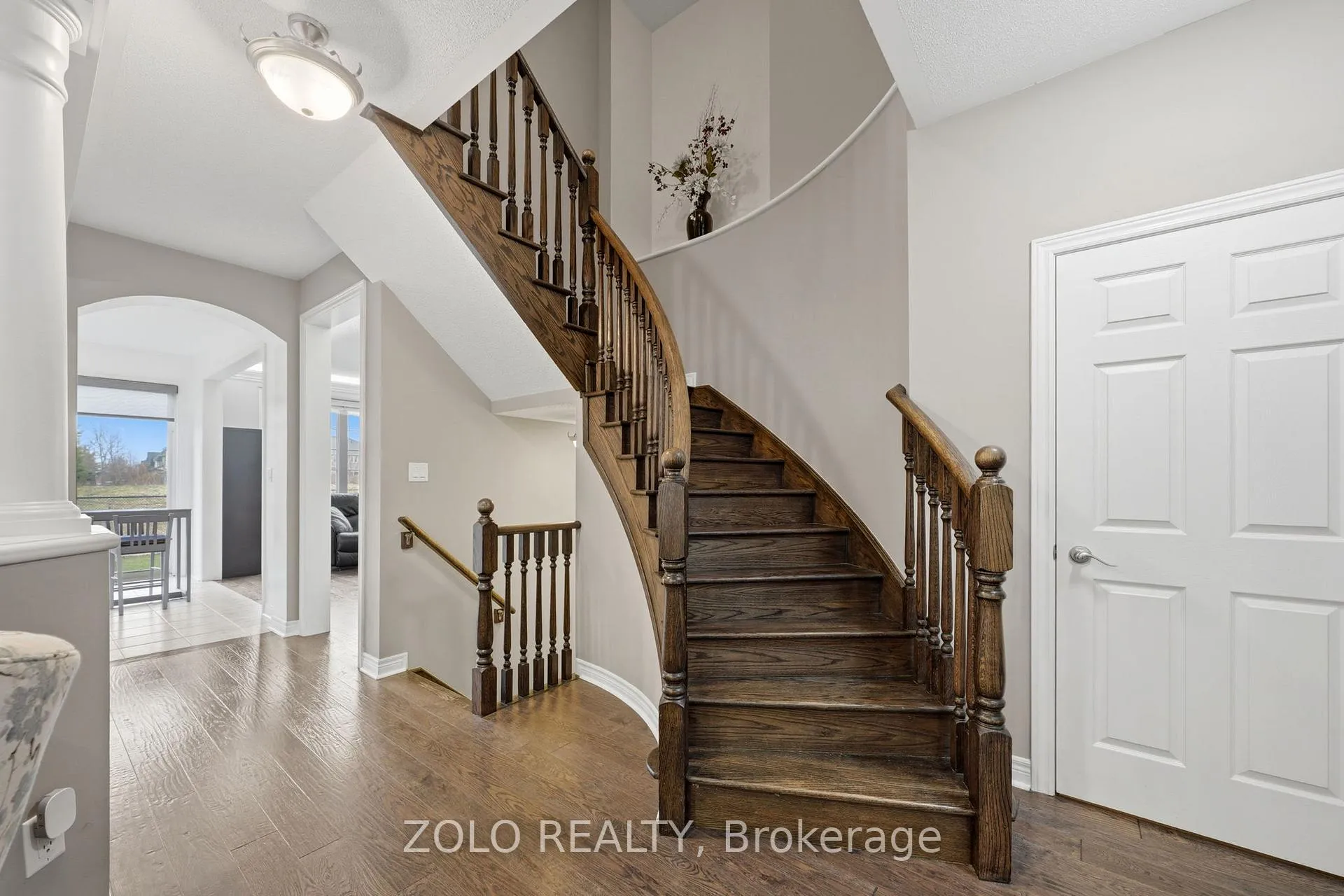 Photo 18 of 25 Twistleton Street, Caledon, Rural Caledon — HOMEH