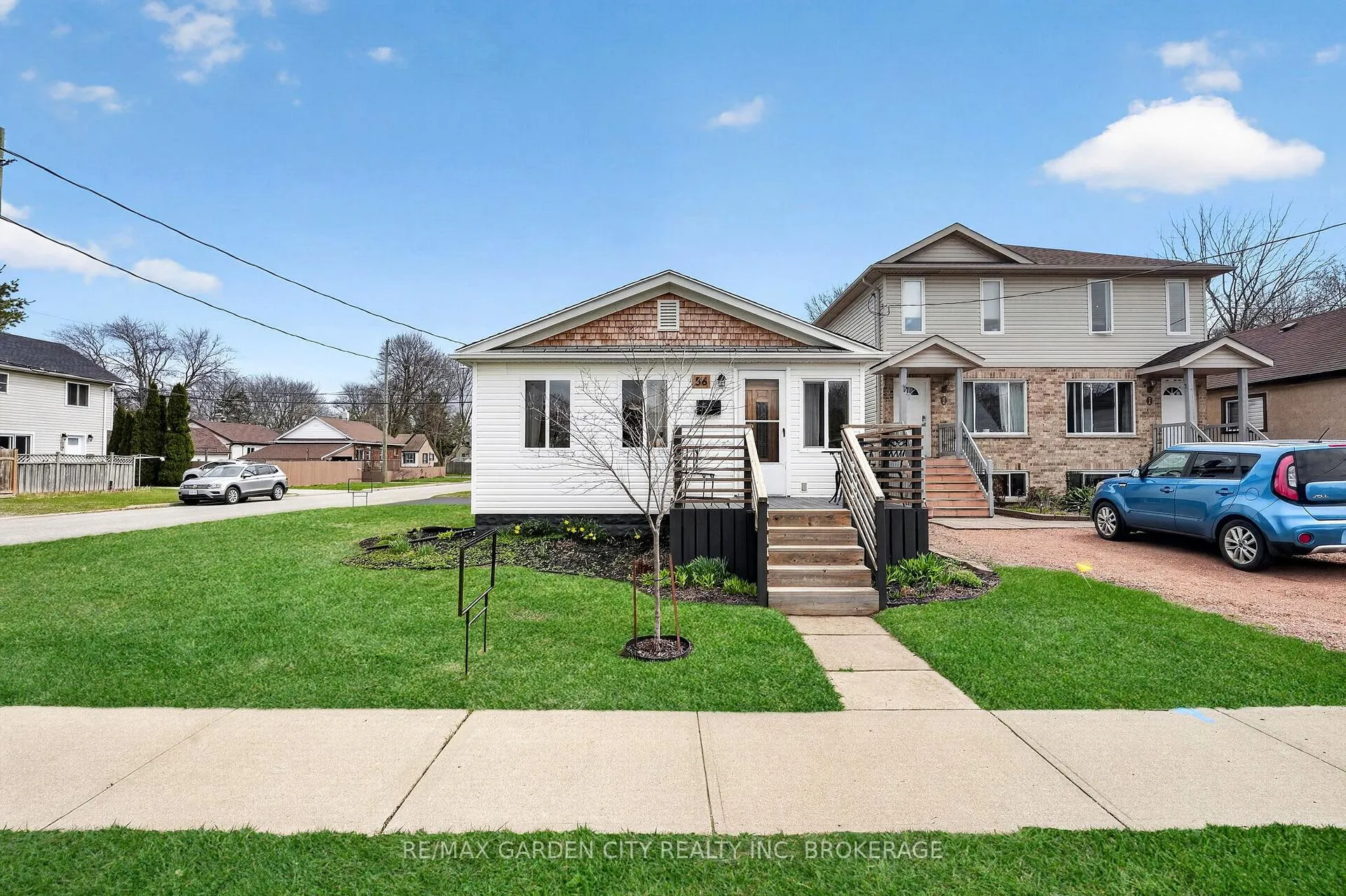 Photo 2 of 56 Margery Avenue, St. Catharines, Haig — HOMEH