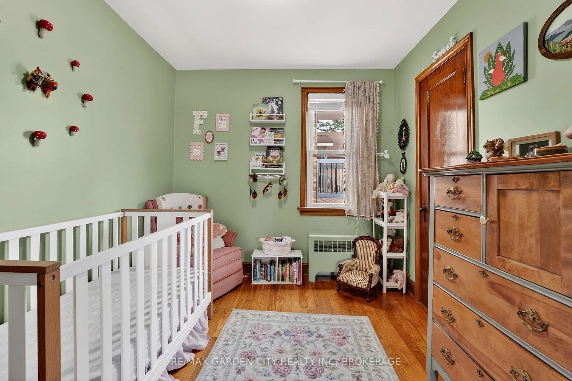 Photo 14 of 56 Margery Avenue, St. Catharines, Haig — HOMEH