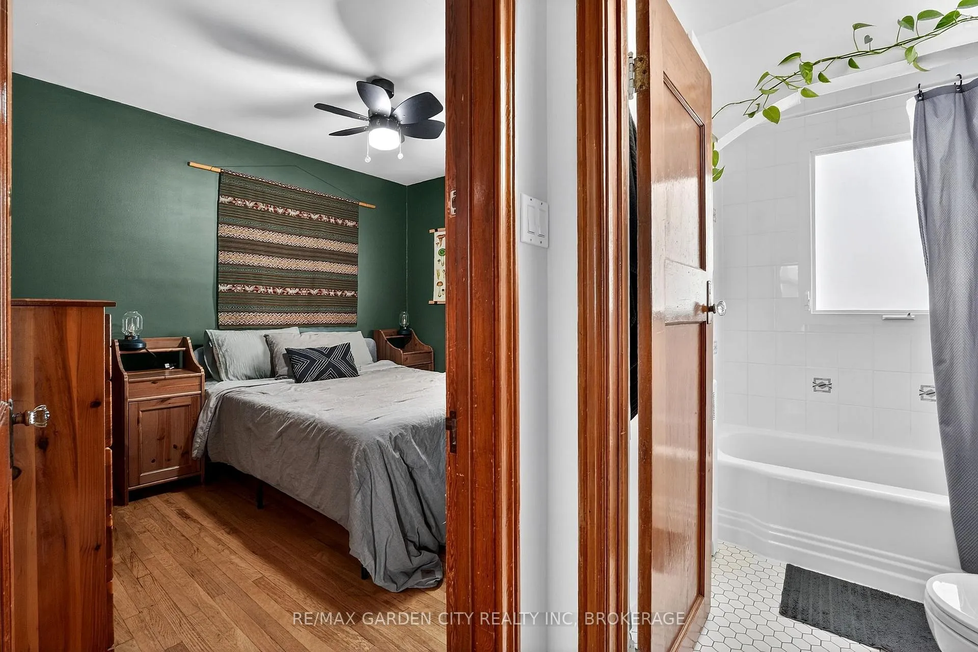 Photo 23 of 56 Margery Avenue, St. Catharines, Haig — HOMEH
