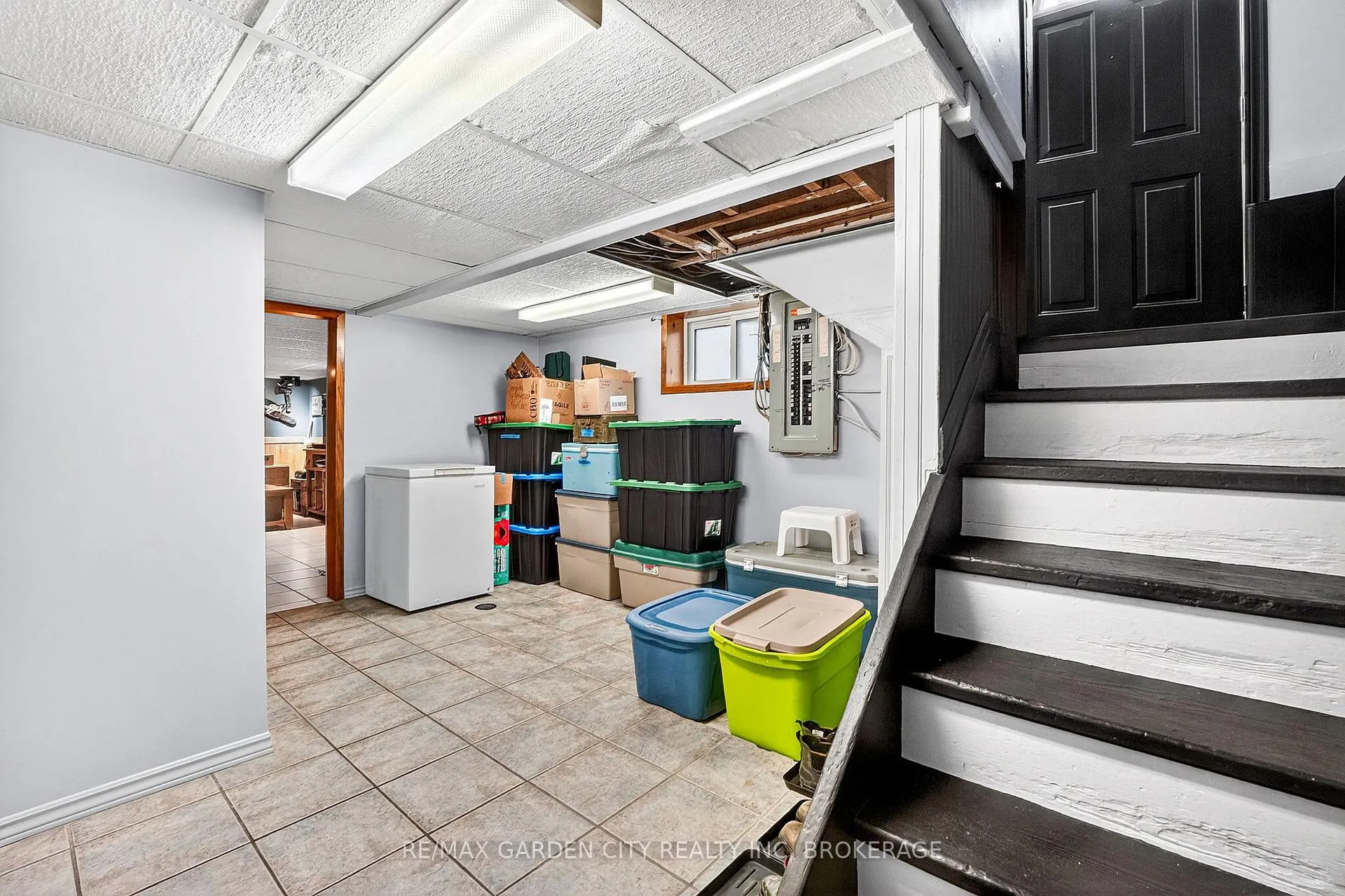 Photo 26 of 56 Margery Avenue, St. Catharines, Haig — HOMEH