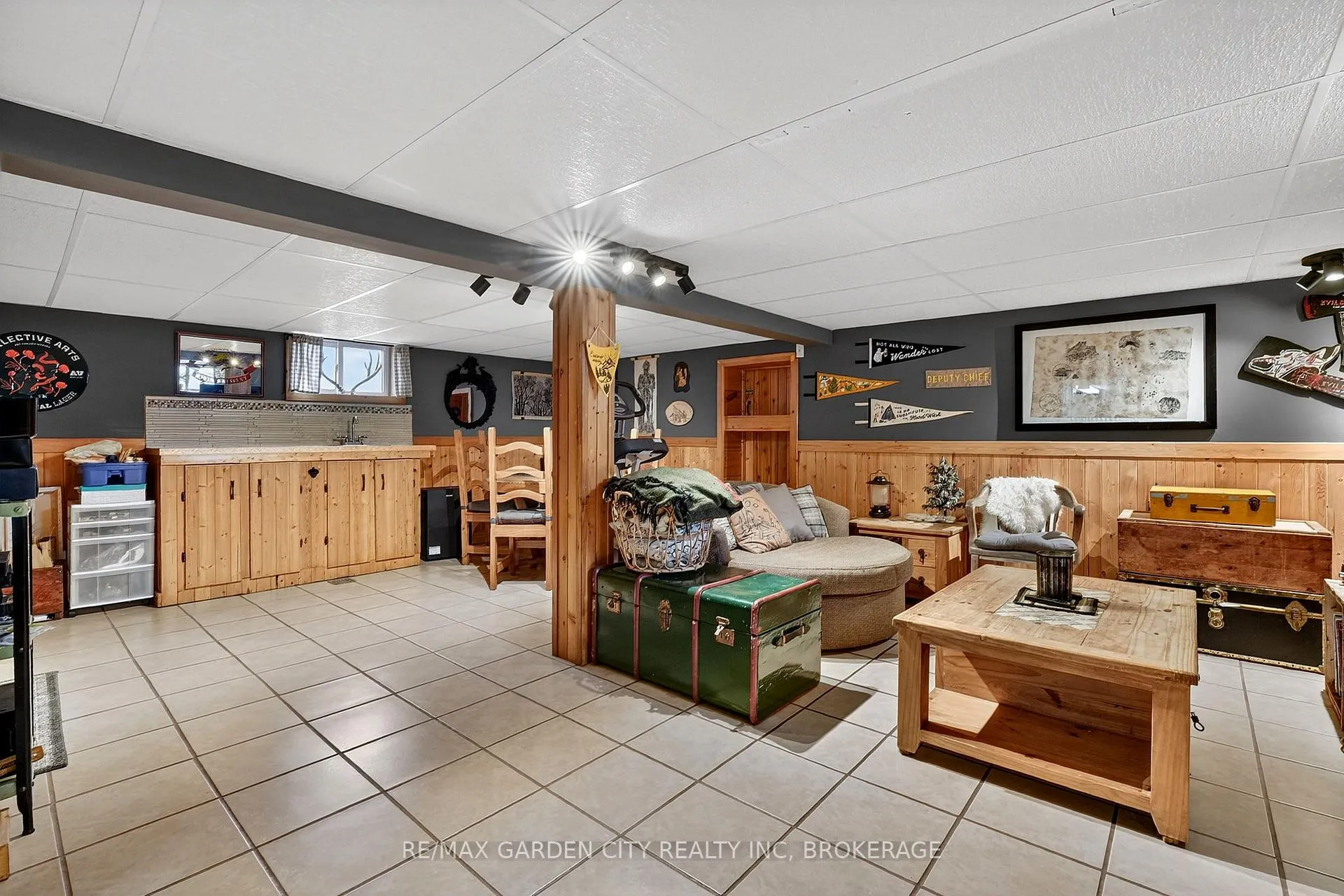 Photo 32 of 56 Margery Avenue, St. Catharines, Haig — HOMEH