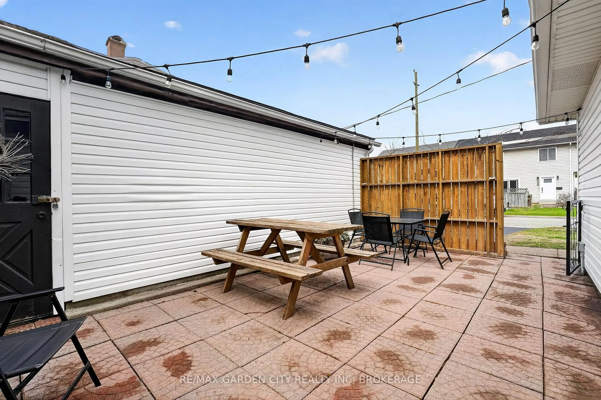Photo 43 of 56 Margery Avenue, St. Catharines, Haig — HOMEH