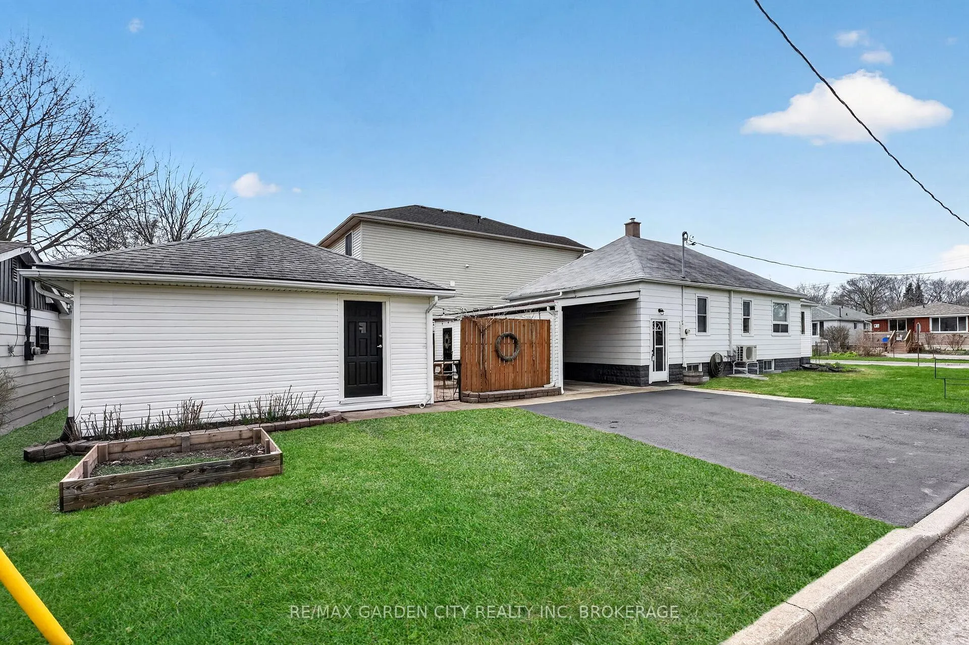 Photo 48 of 56 Margery Avenue, St. Catharines, Haig — HOMEH