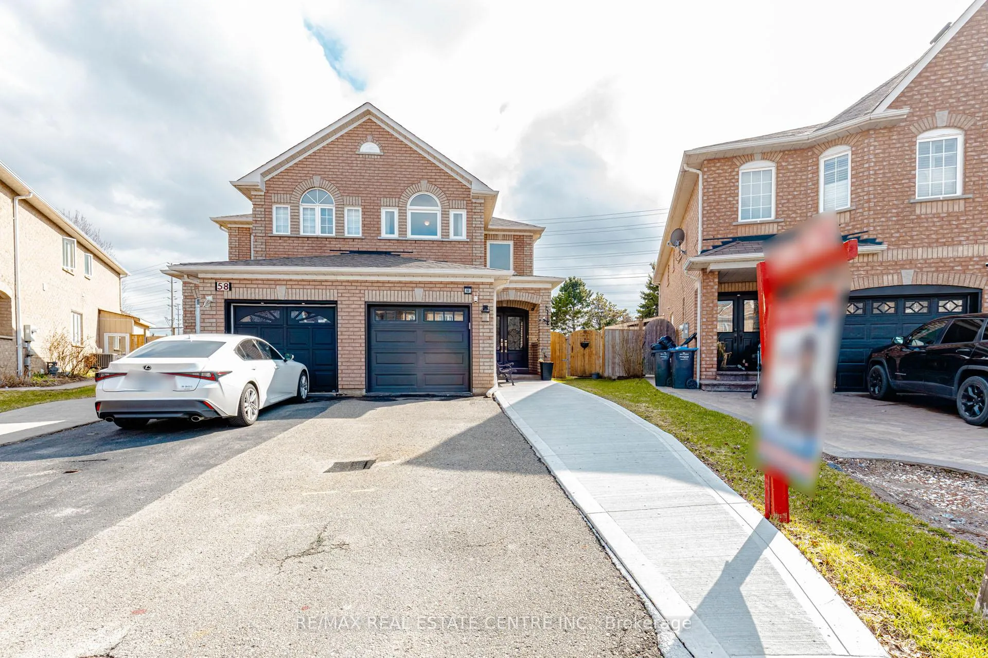 Photo 1 of 60 Native Landing, Brampton, Fletcher's Creek Village — HOMEH