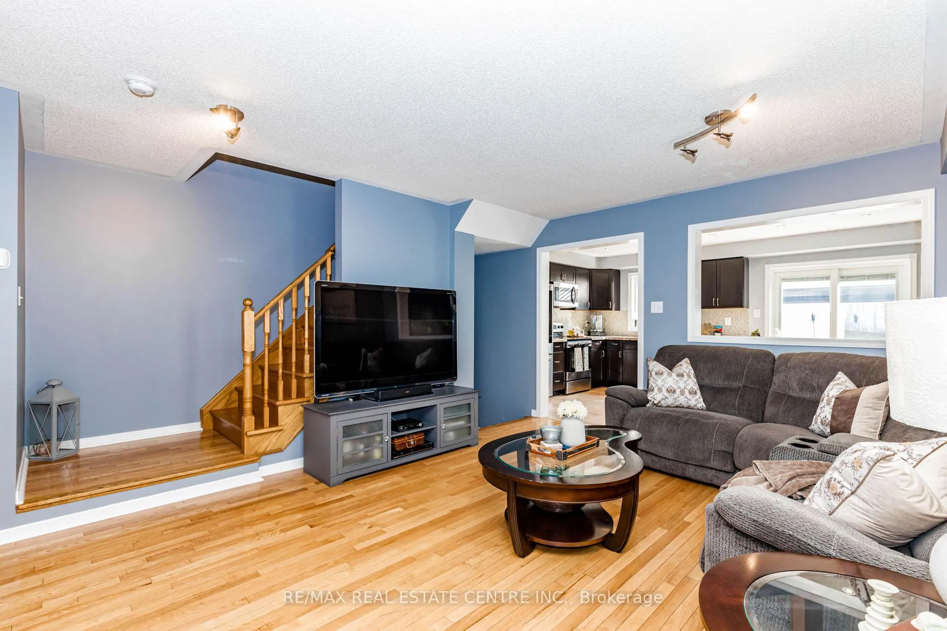 Photo 7 of 60 Native Landing, Brampton, Fletcher's Creek Village — HOMEH