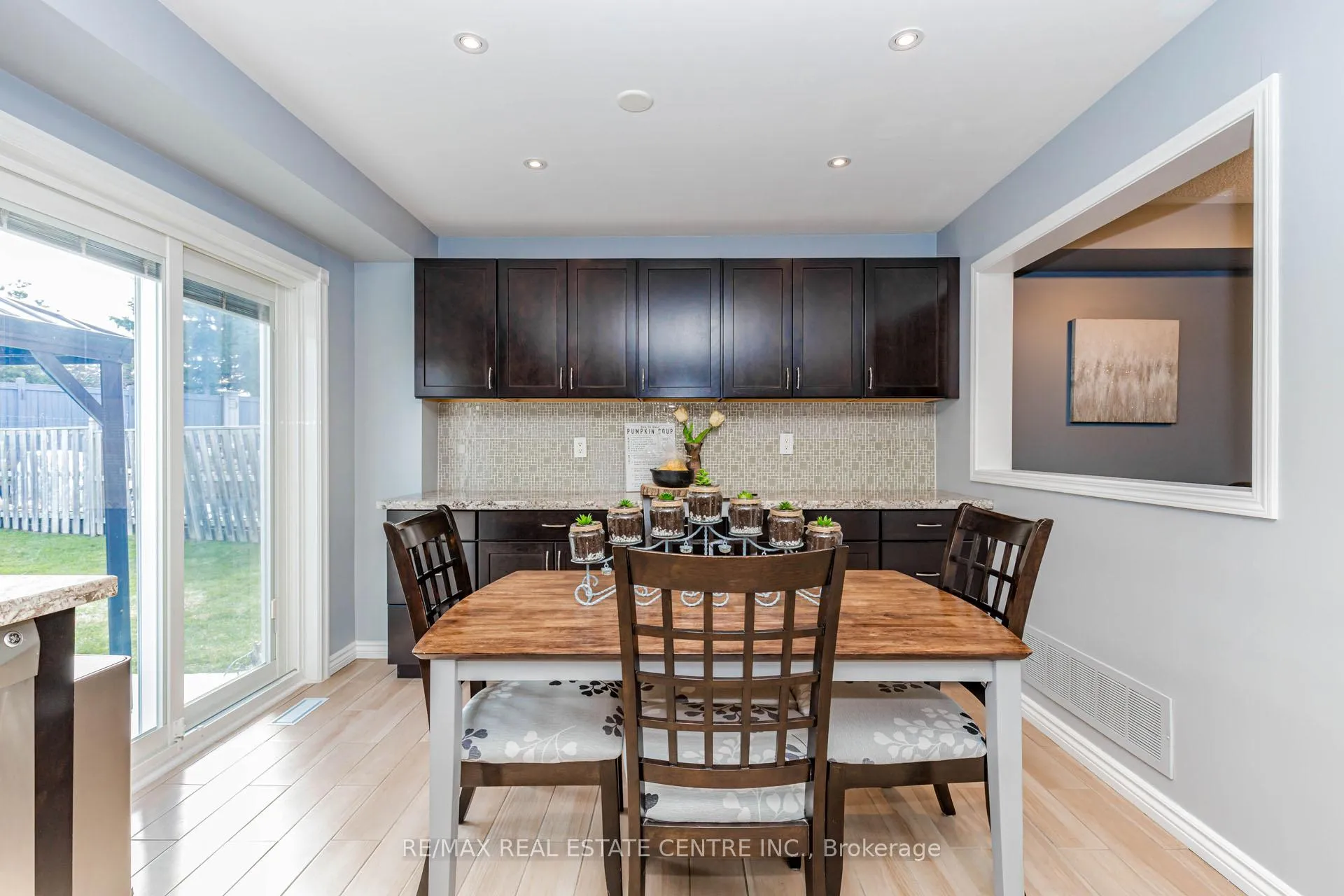 Photo 11 of 60 Native Landing, Brampton, Fletcher's Creek Village — HOMEH