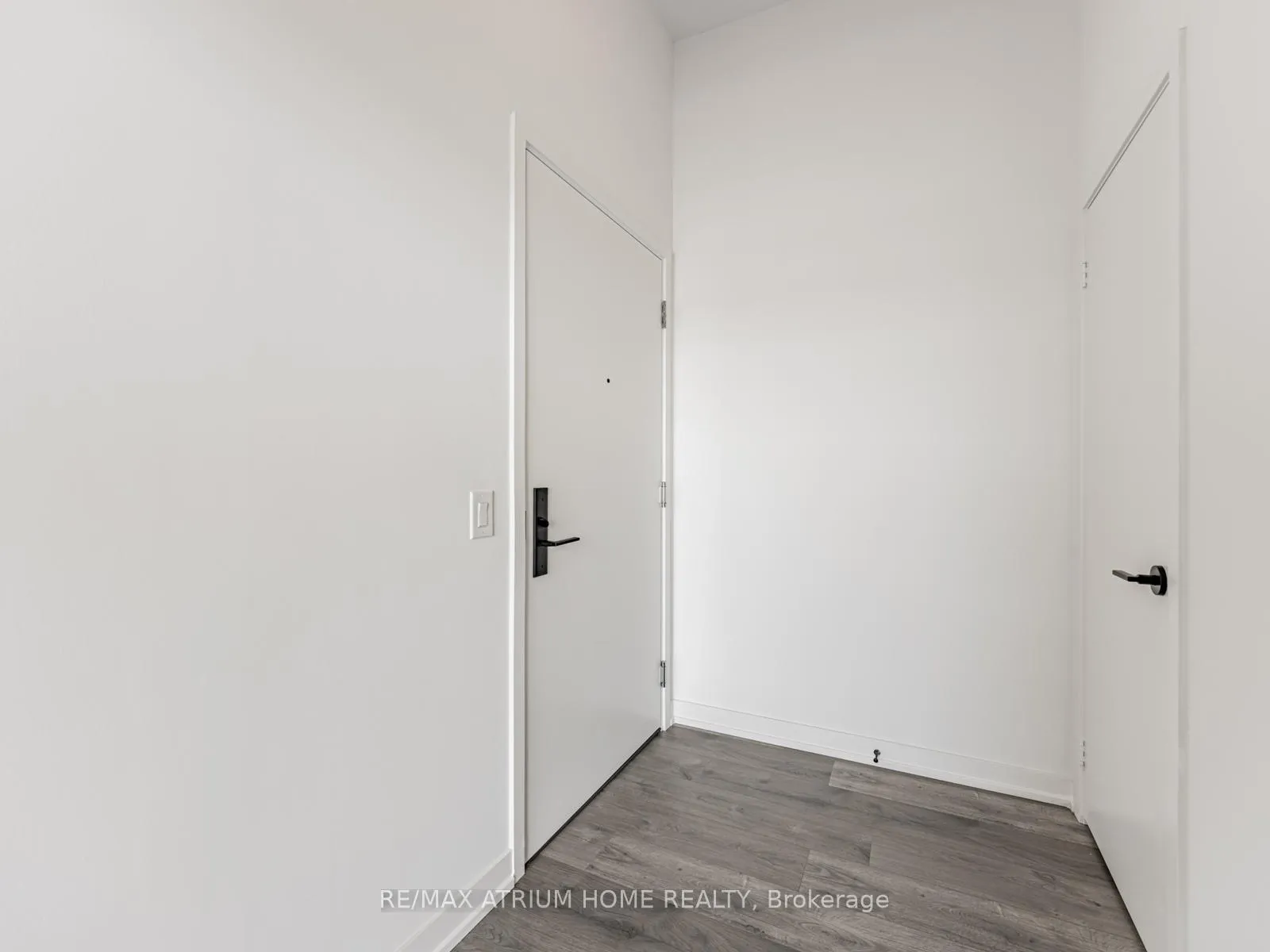 Photo 2 of Unit 706, 285 Dufferin Street, Toronto, South Parkdale — HOMEH