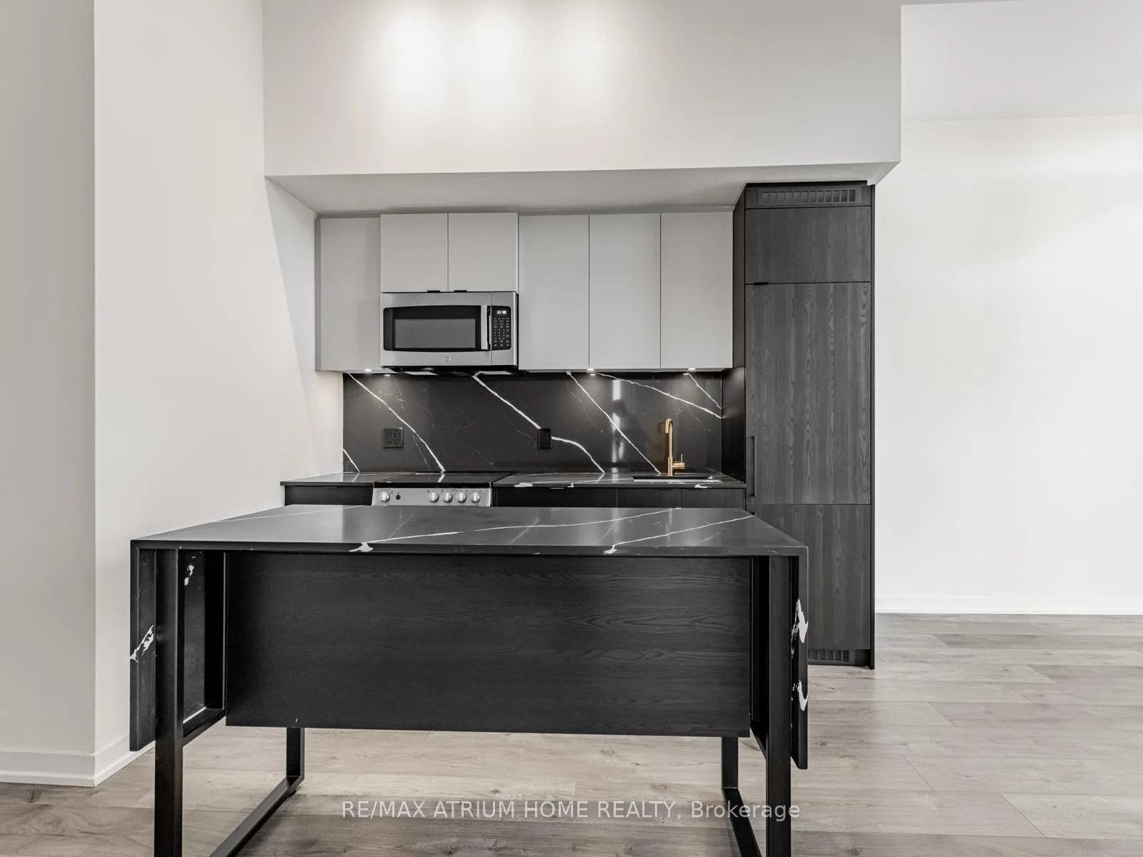 Photo 11 of Unit 706, 285 Dufferin Street, Toronto, South Parkdale — HOMEH