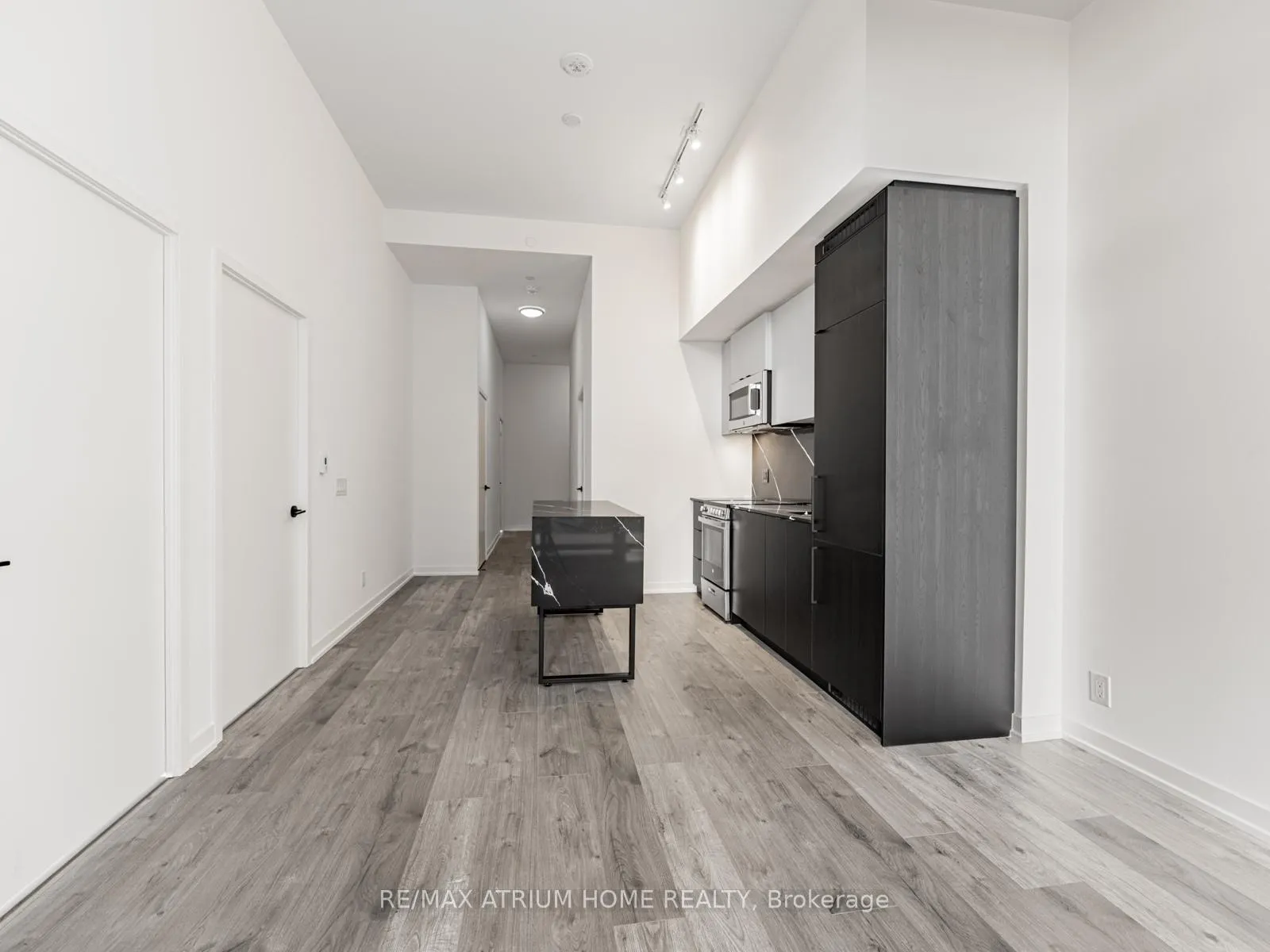 Photo 15 of Unit 706, 285 Dufferin Street, Toronto, South Parkdale — HOMEH