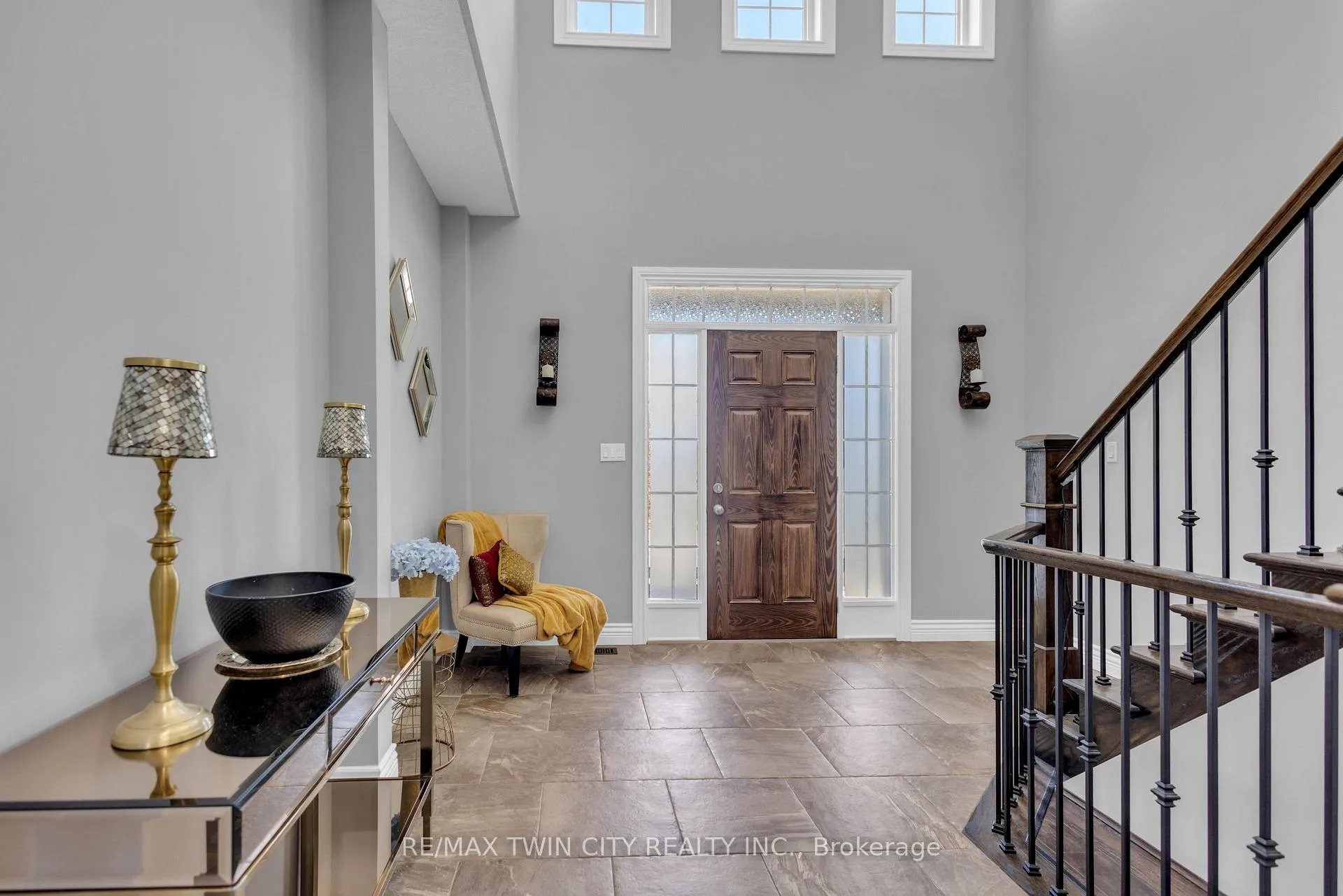 Photo 5 of 515 St Moritz Avenue, Waterloo, Clair Hills — HOMEH