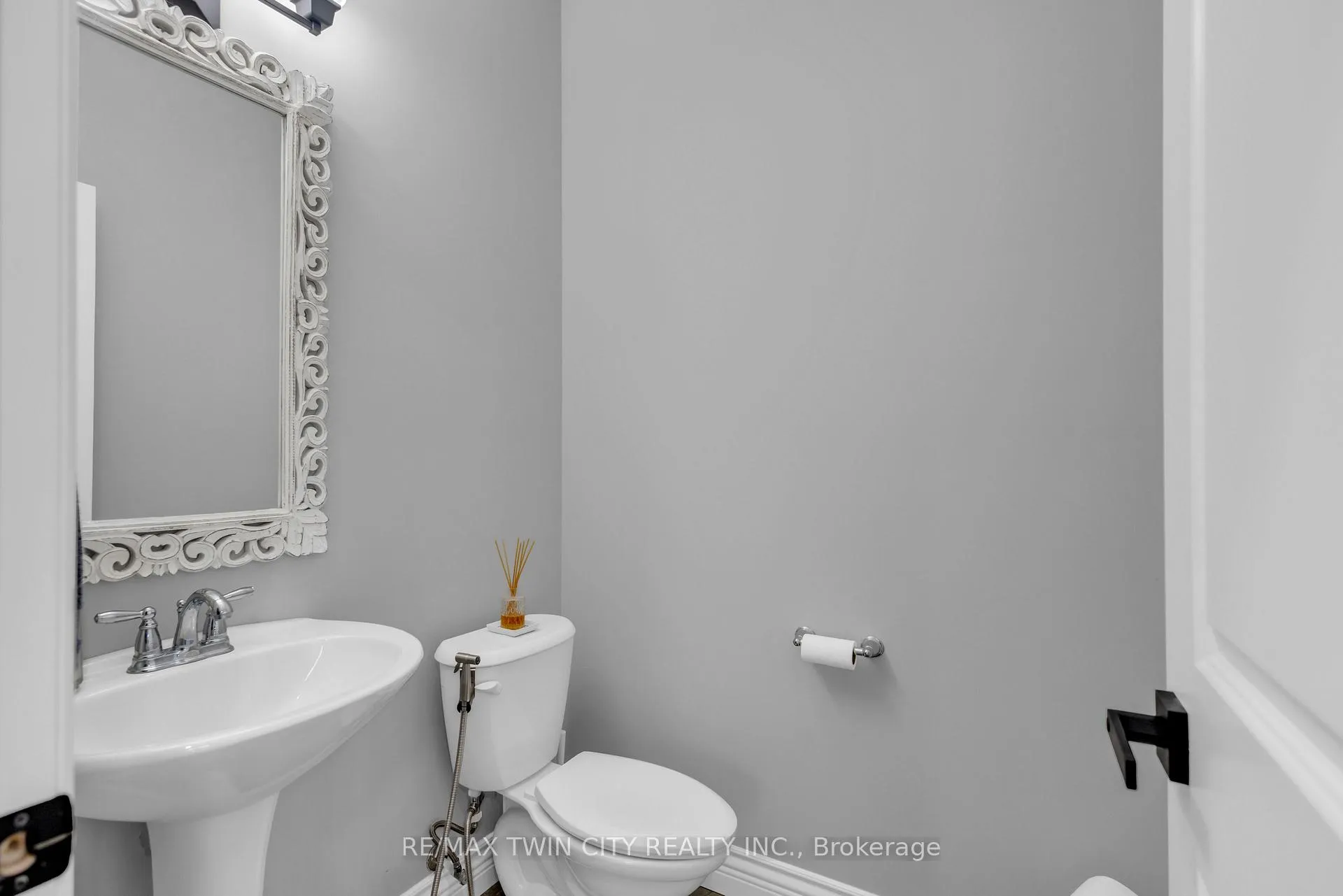 Photo 9 of 515 St Moritz Avenue, Waterloo, Clair Hills — HOMEH