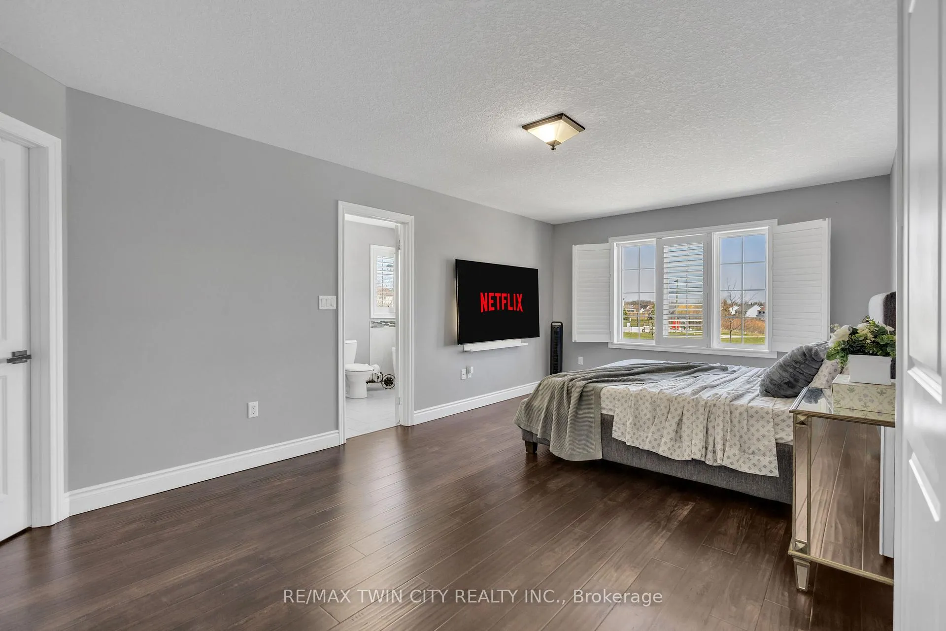 Photo 20 of 515 St Moritz Avenue, Waterloo, Clair Hills — HOMEH