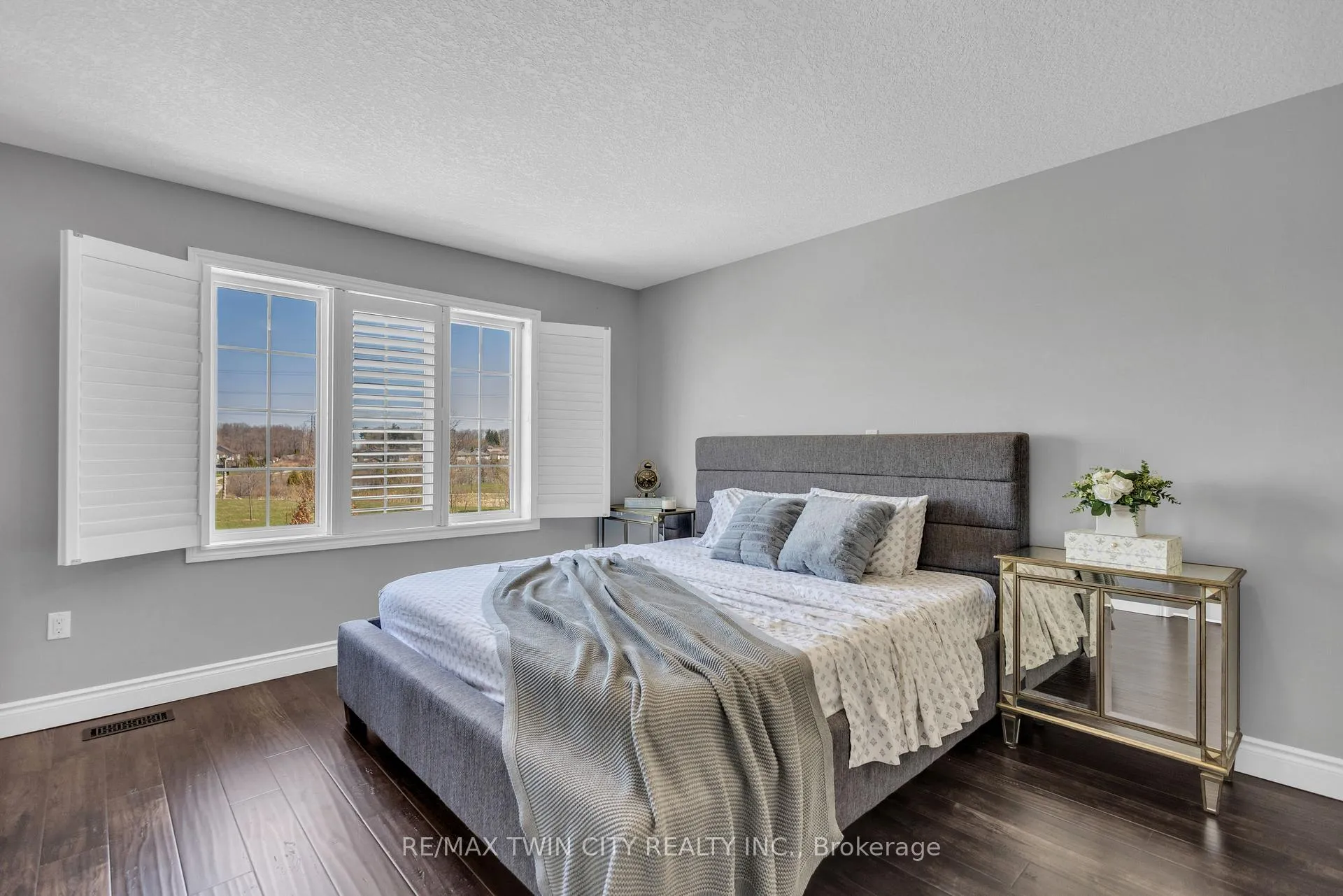 Photo 21 of 515 St Moritz Avenue, Waterloo, Clair Hills — HOMEH
