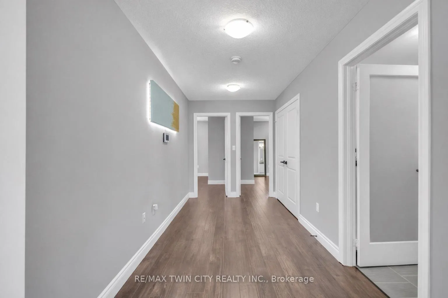 Photo 25 of 515 St Moritz Avenue, Waterloo, Clair Hills — HOMEH
