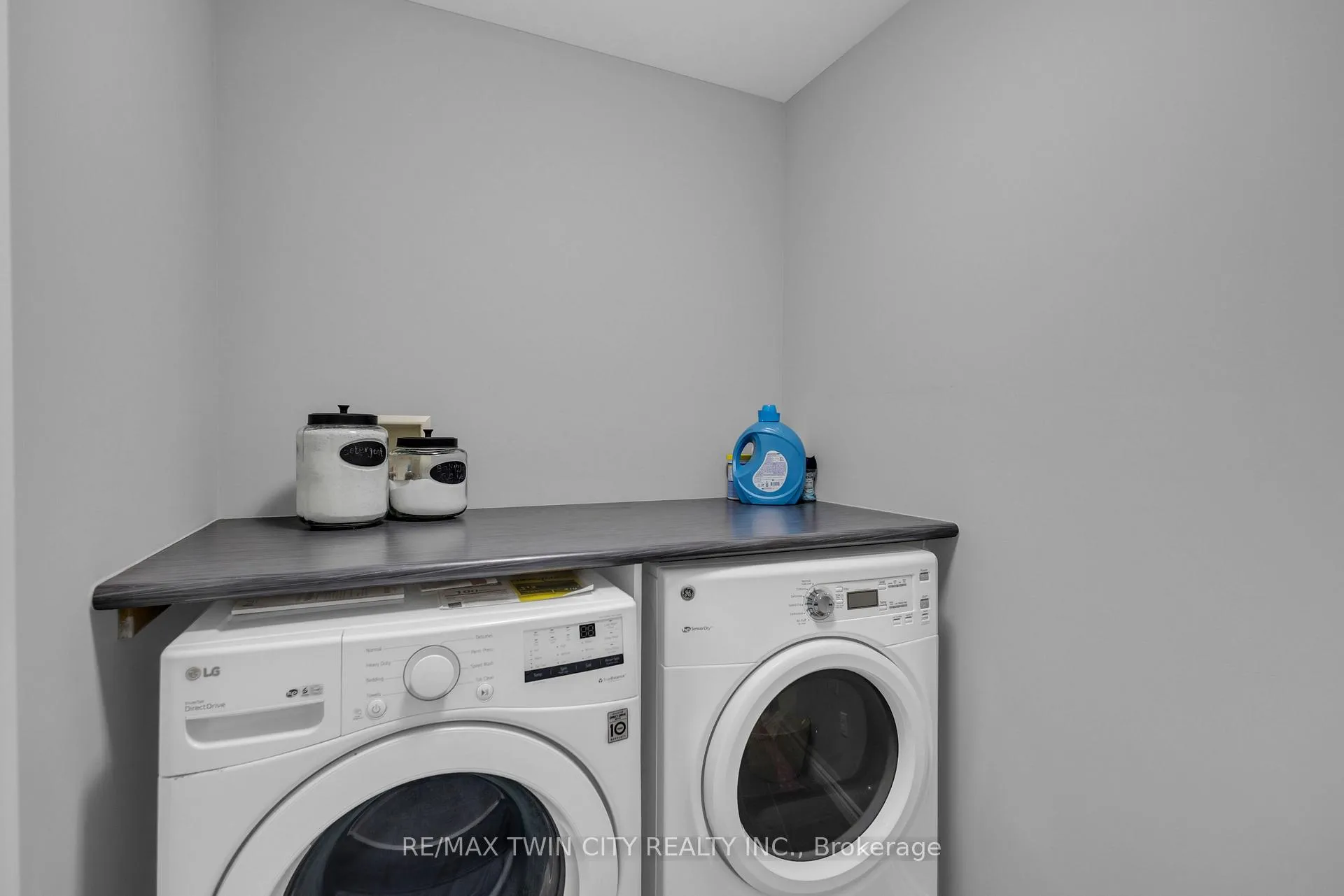 Photo 31 of 515 St Moritz Avenue, Waterloo, Clair Hills — HOMEH