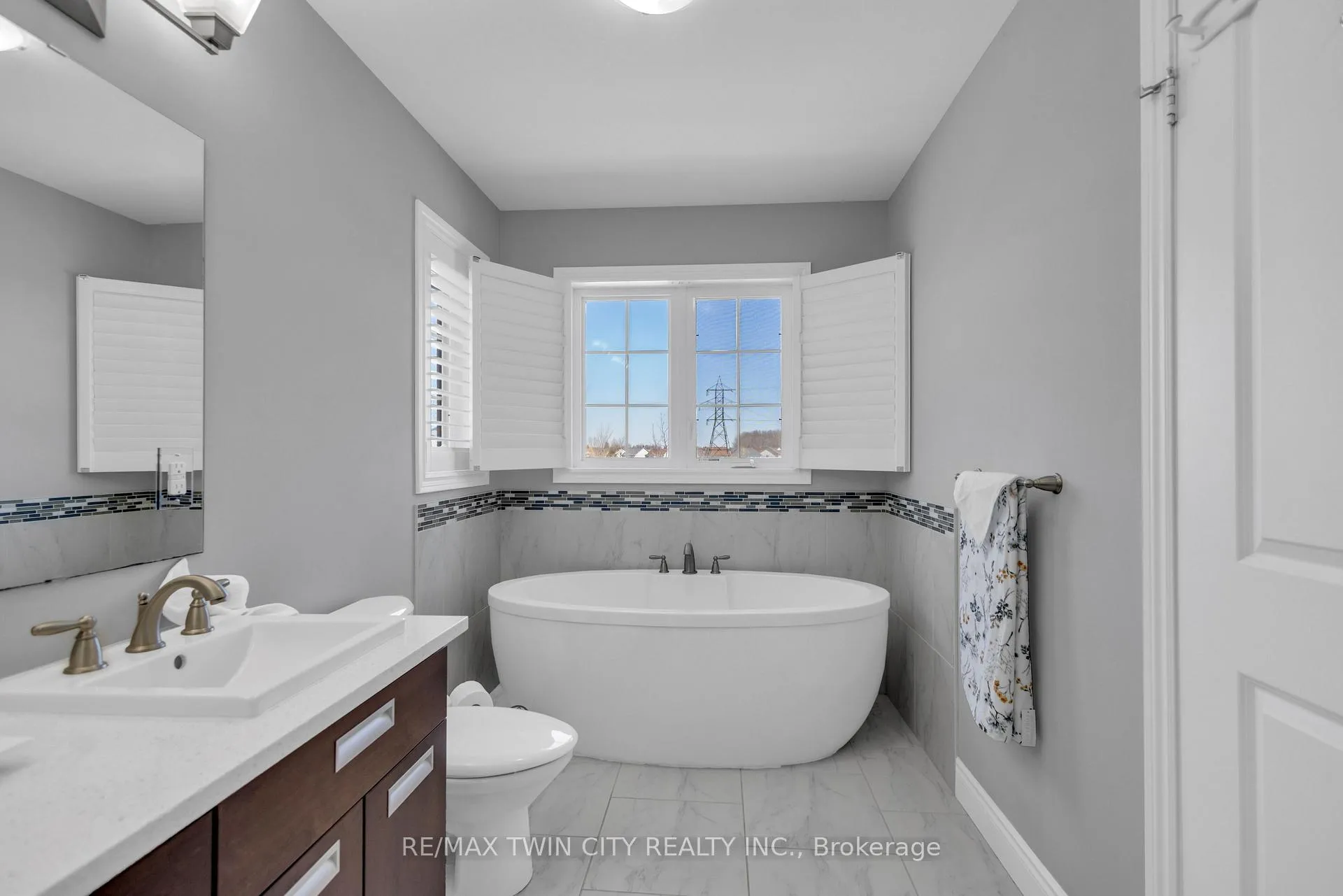 Photo 43 of 515 St Moritz Avenue, Waterloo, Clair Hills — HOMEH