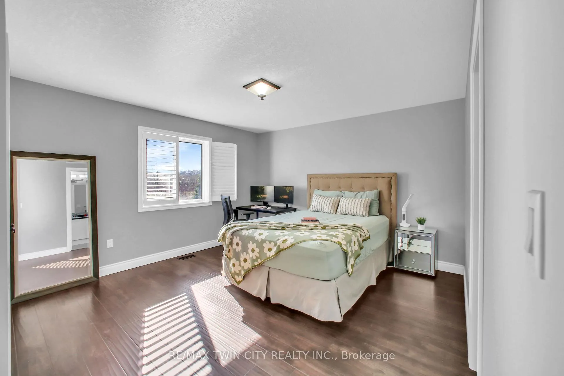 Photo 47 of 515 St Moritz Avenue, Waterloo, Clair Hills — HOMEH